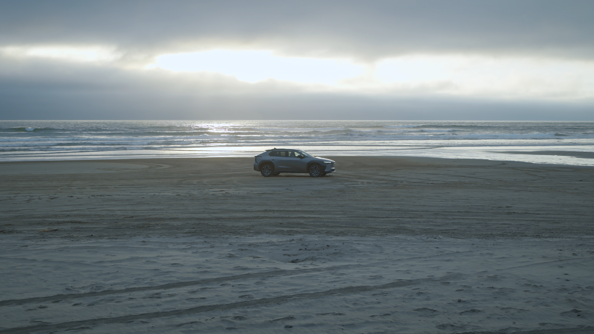 CNT_x_SELF_x_TOYOTA_LONGFORM_DELIVERY_STILL_15.png
