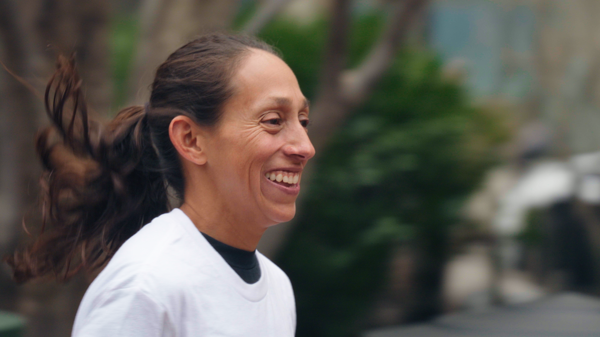 SE_SEN_11_033_BV_SE_x_BANKOFAMERICA_MARATHON_041125_VIDEO_STILL_02.png