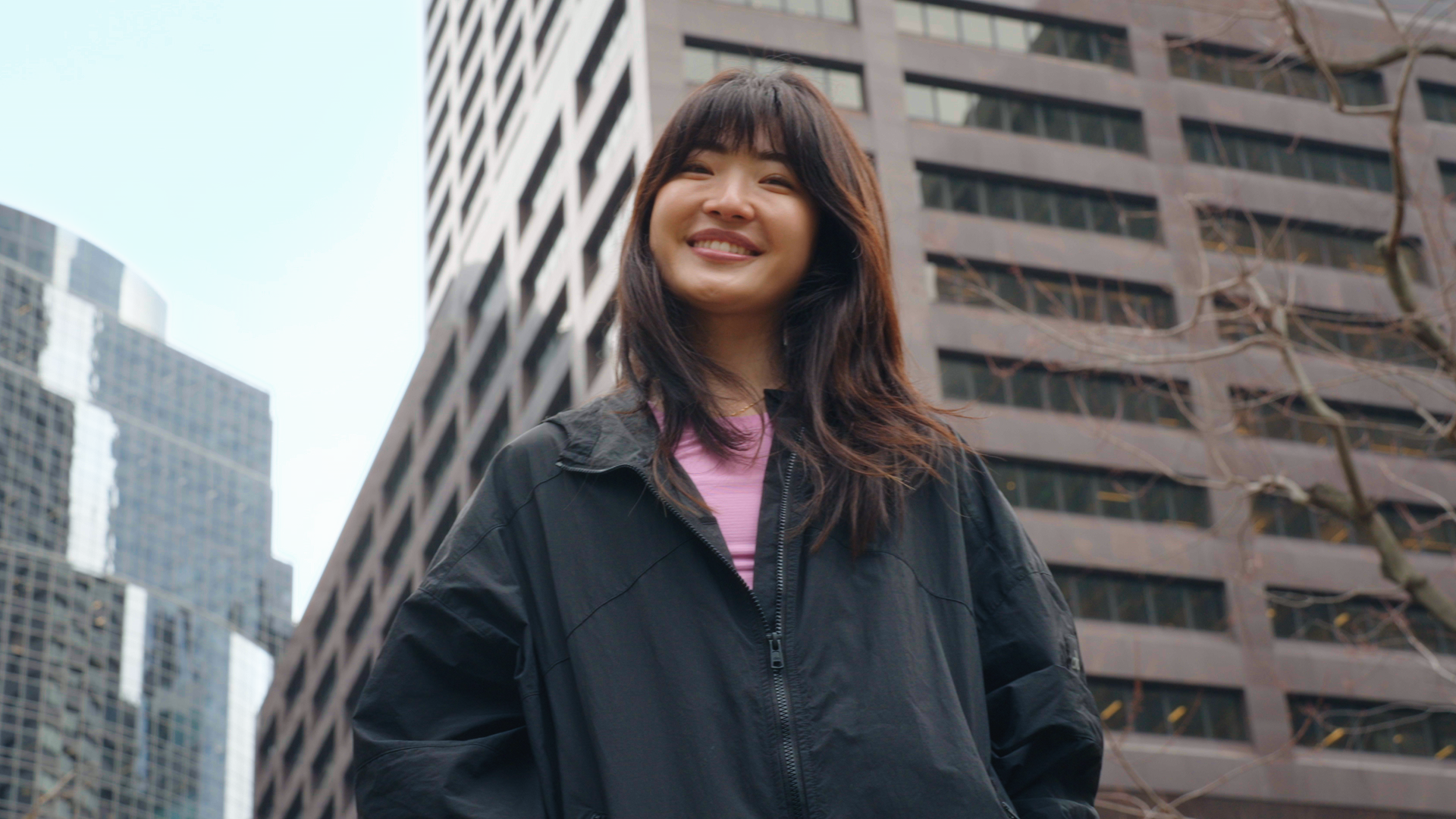 SE_SEN_11_033_BV_SE_x_BANKOFAMERICA_MARATHON_041125_VIDEO_STILL_04.png