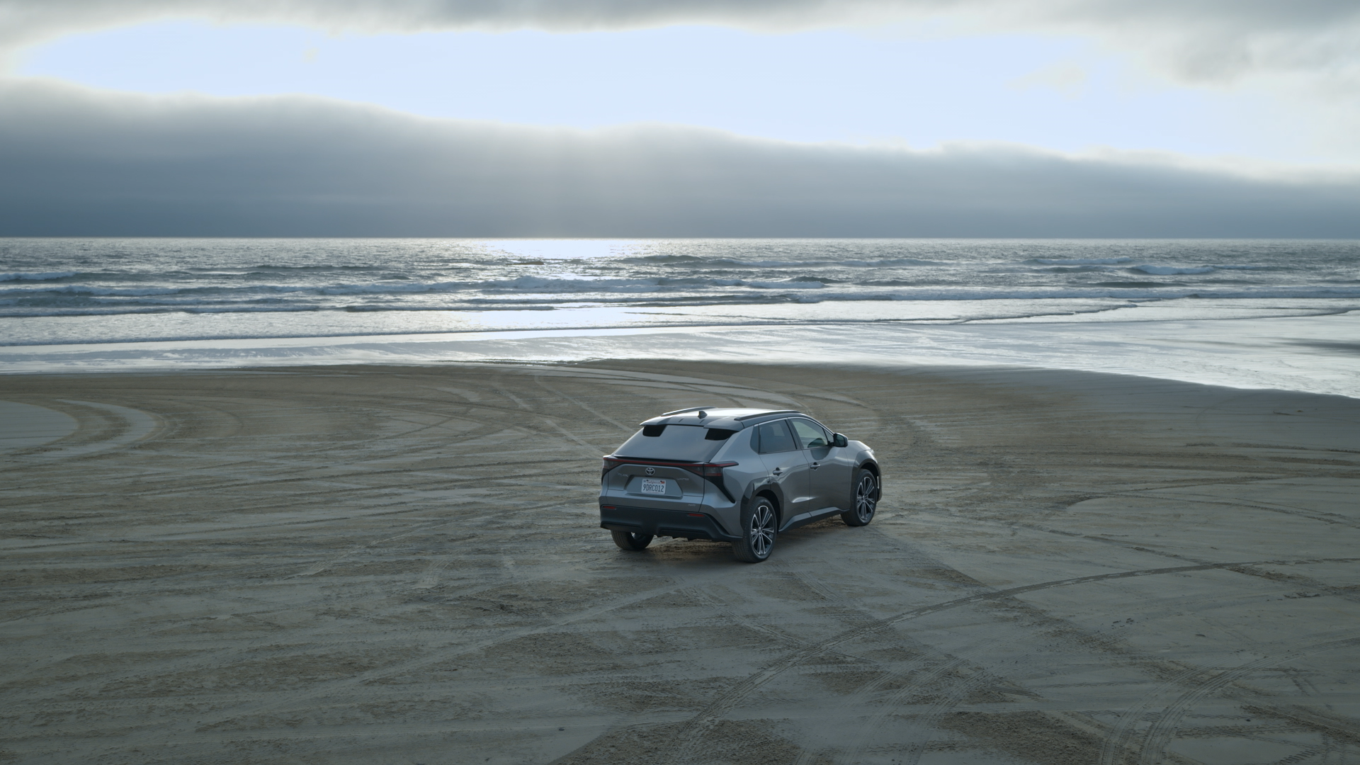 CNT_x_SELF_x_TOYOTA_LONGFORM_DELIVERY_STILL_20.png