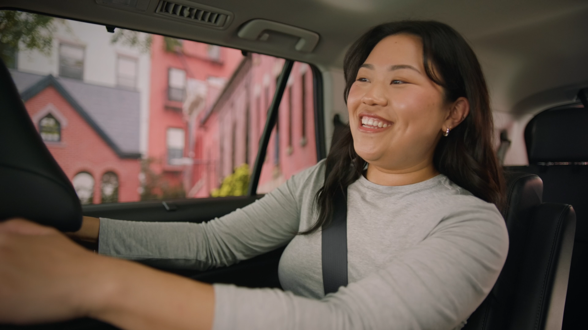 A_BBO_06_050_BV_BA_x_TOYOTA_GRAND_HIGHLANDER_062425_VIDEO_STILL_06.png