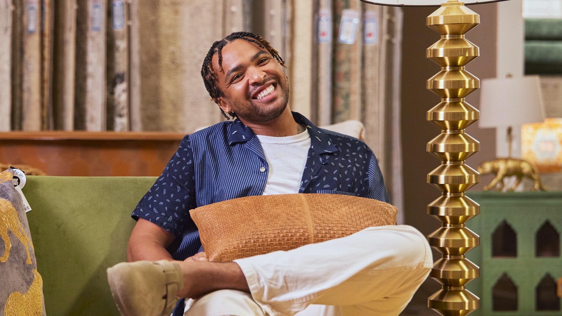 AD_AOO_04_016_BV_AD_x_HOMEGOODS_091124_STILL-06.png