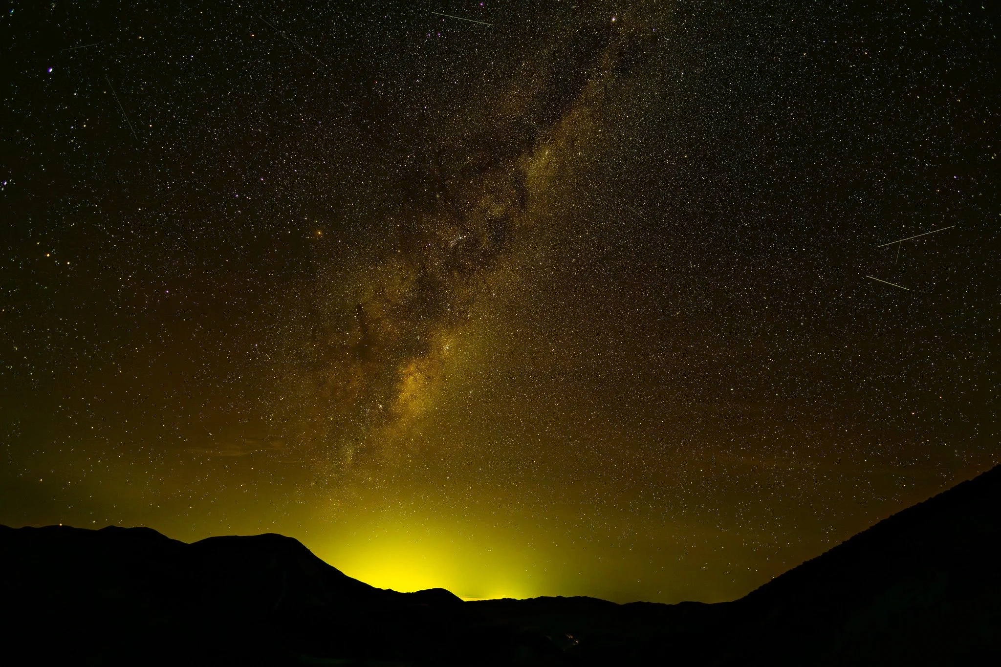 Well the nights are chilly when the sky is clear at this time of the year!! But worth the suffering especially when the car and it's heater are nearby 🥶😜😁