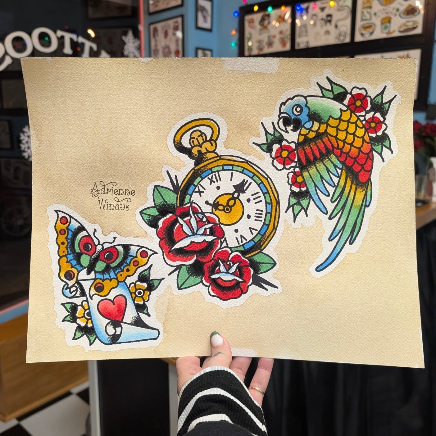 Bold and bright DM me if youd like to book one of these lovely pieces 💜
.
.
#traditionaltattoo #tattoodesign #tattoo #trad #traditionalflash