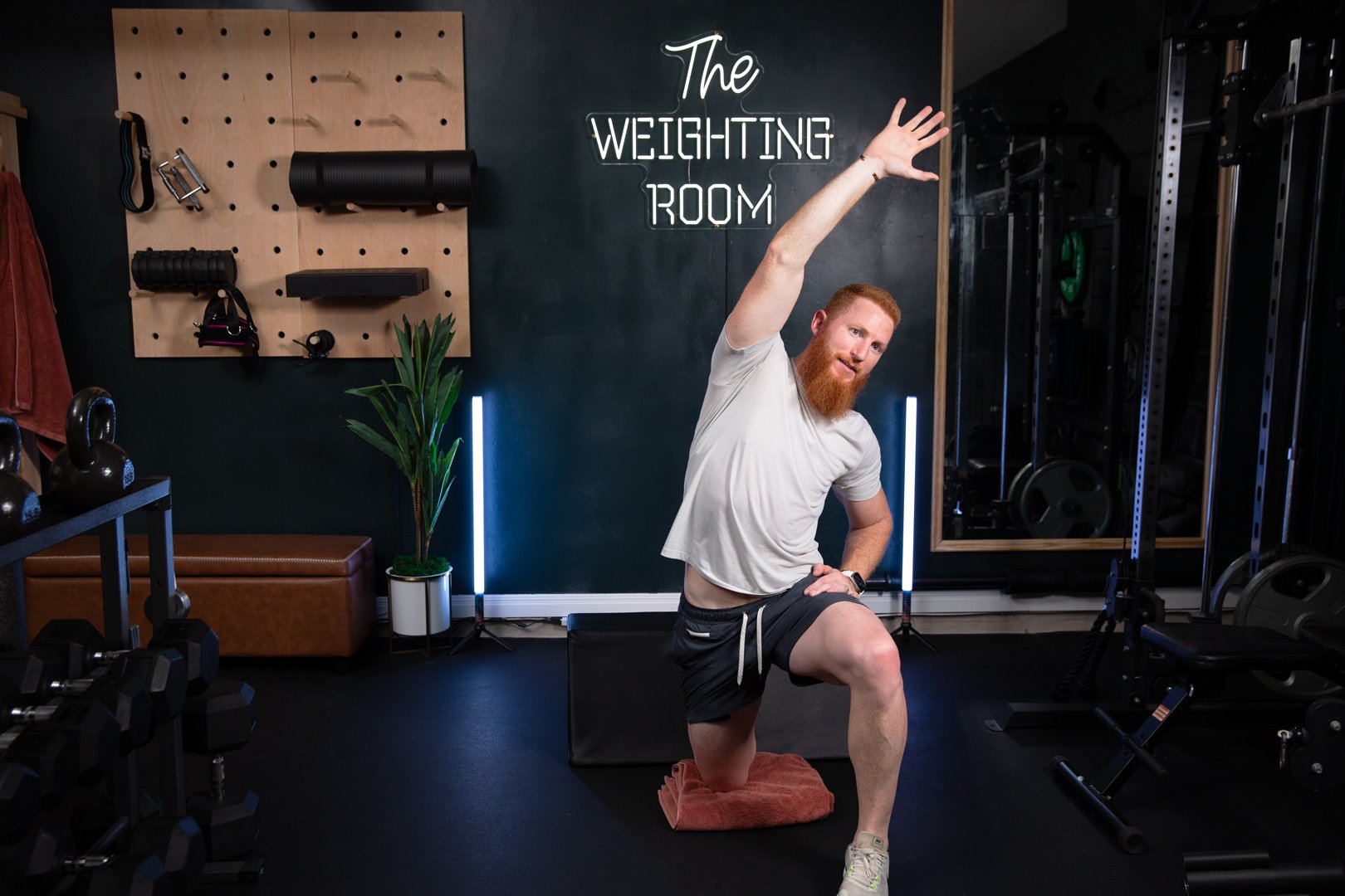 splitkneelingquadstretch_sidebend.jpg