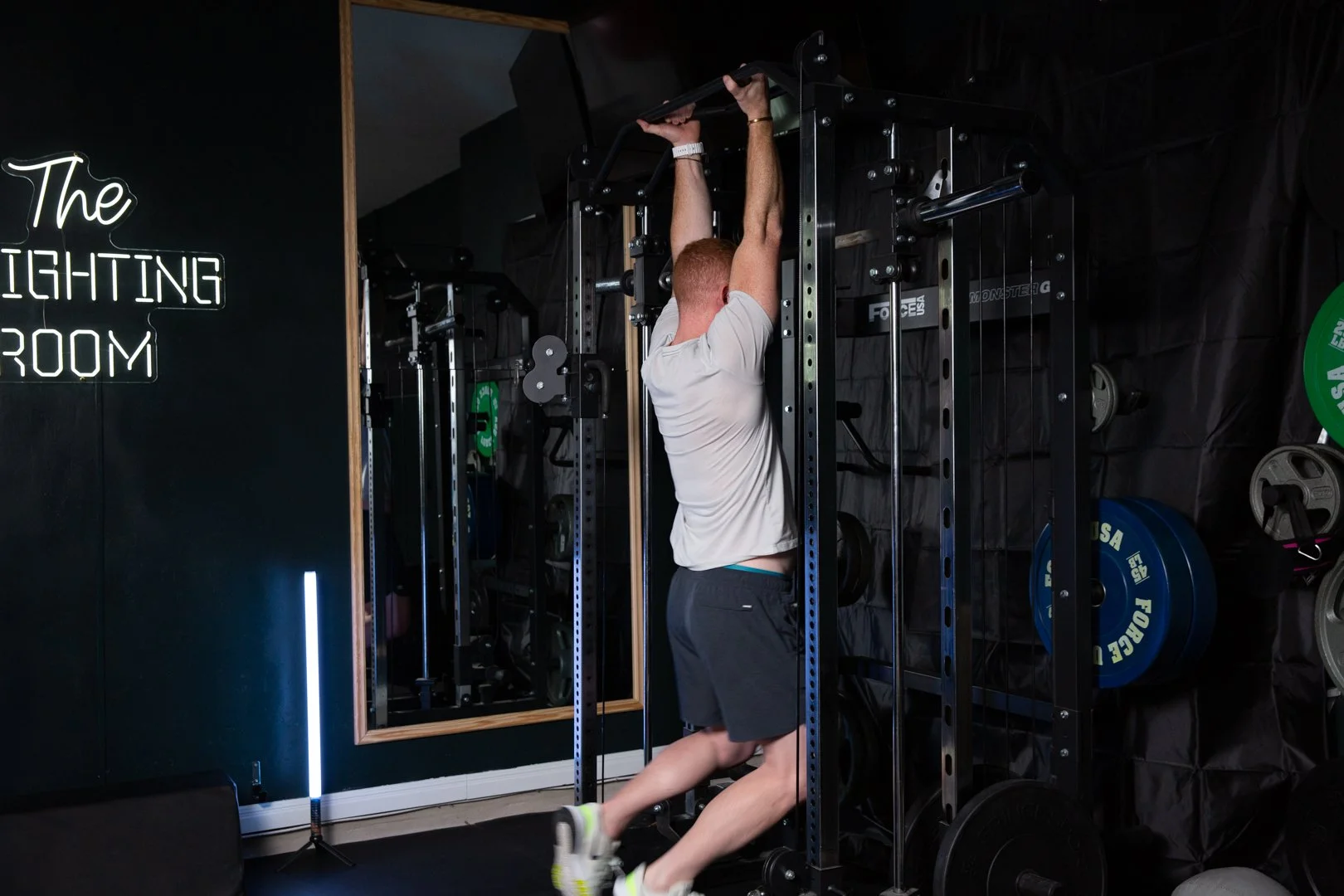 Underhand Grip Pull-Ups