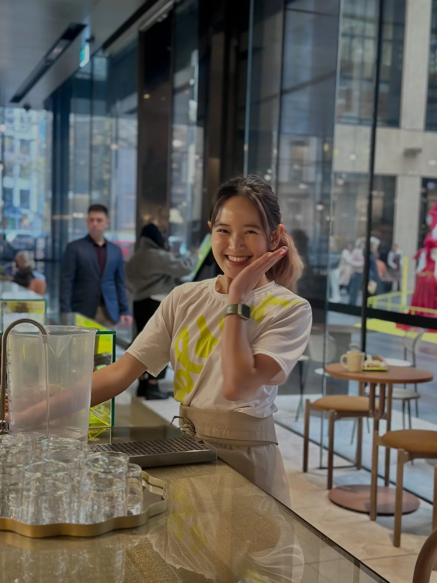 A Golden smile to brighten your day ☀️
Great service is at the heart of what we do, and nothing makes us happier than making your coffee or toastie just right.

Pop by @collinsplace and let us serve you with a smile.

#GoldenCoffeeBar #MelbourneCoffe