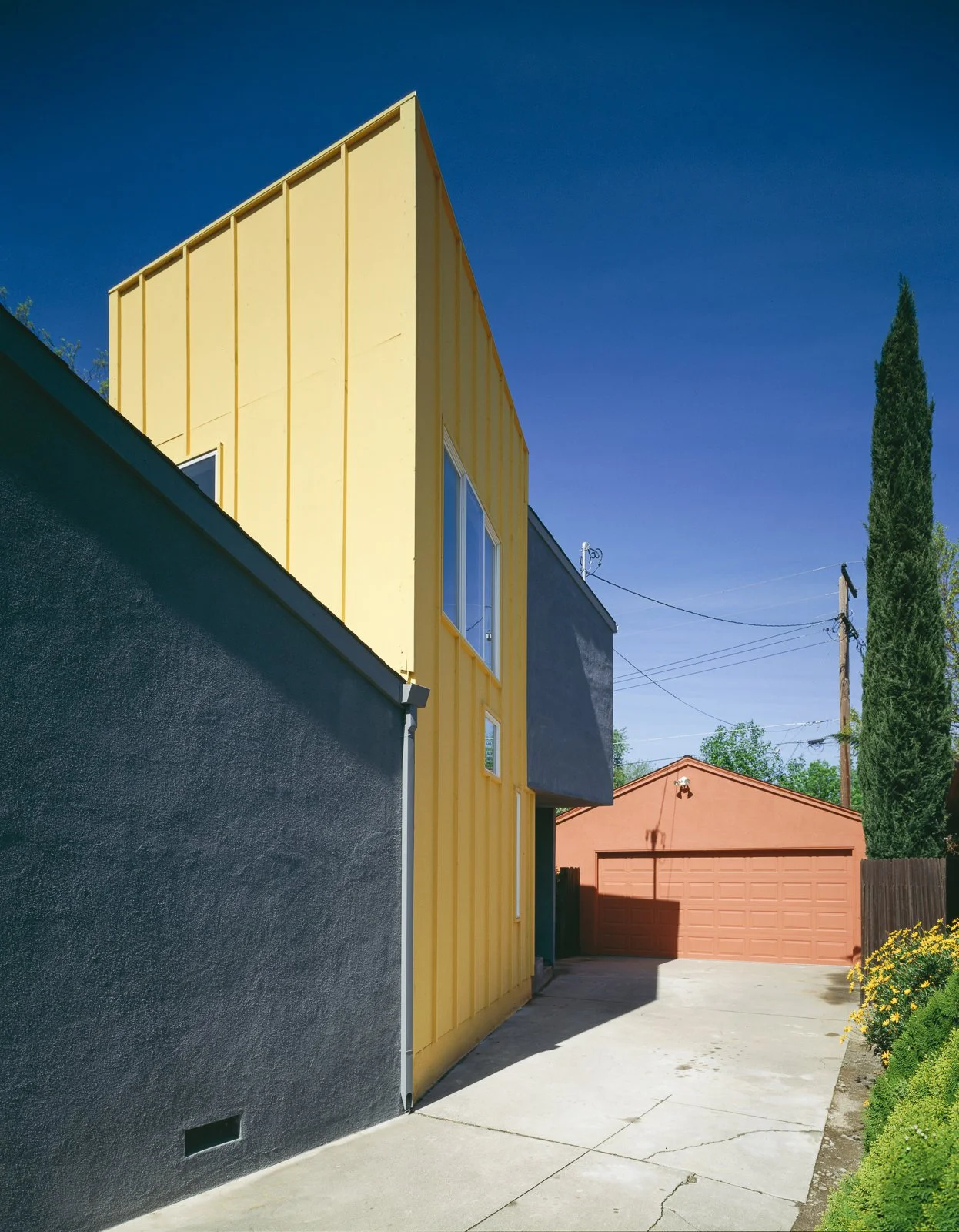 This gorgeous hangout spot offers views over and through the trees, embracing the endless Central Valley sky stretching out in all directions.