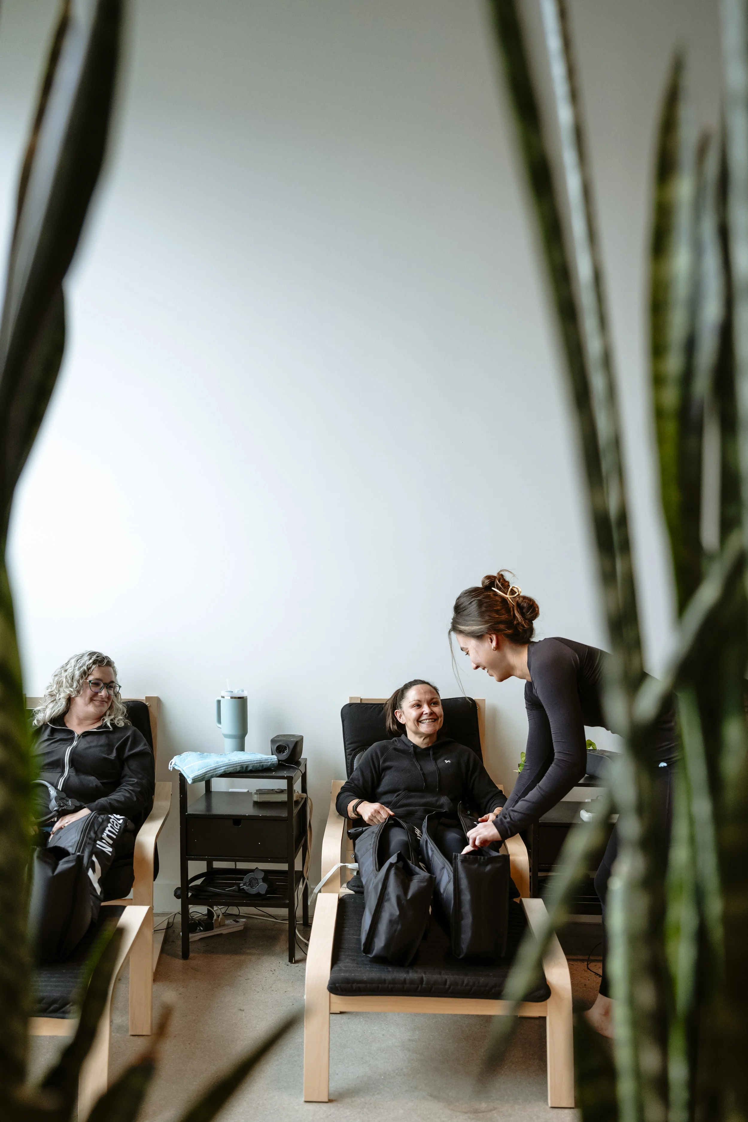 First Time Using Compression and PEMF in Denver? Here’s What to Expect