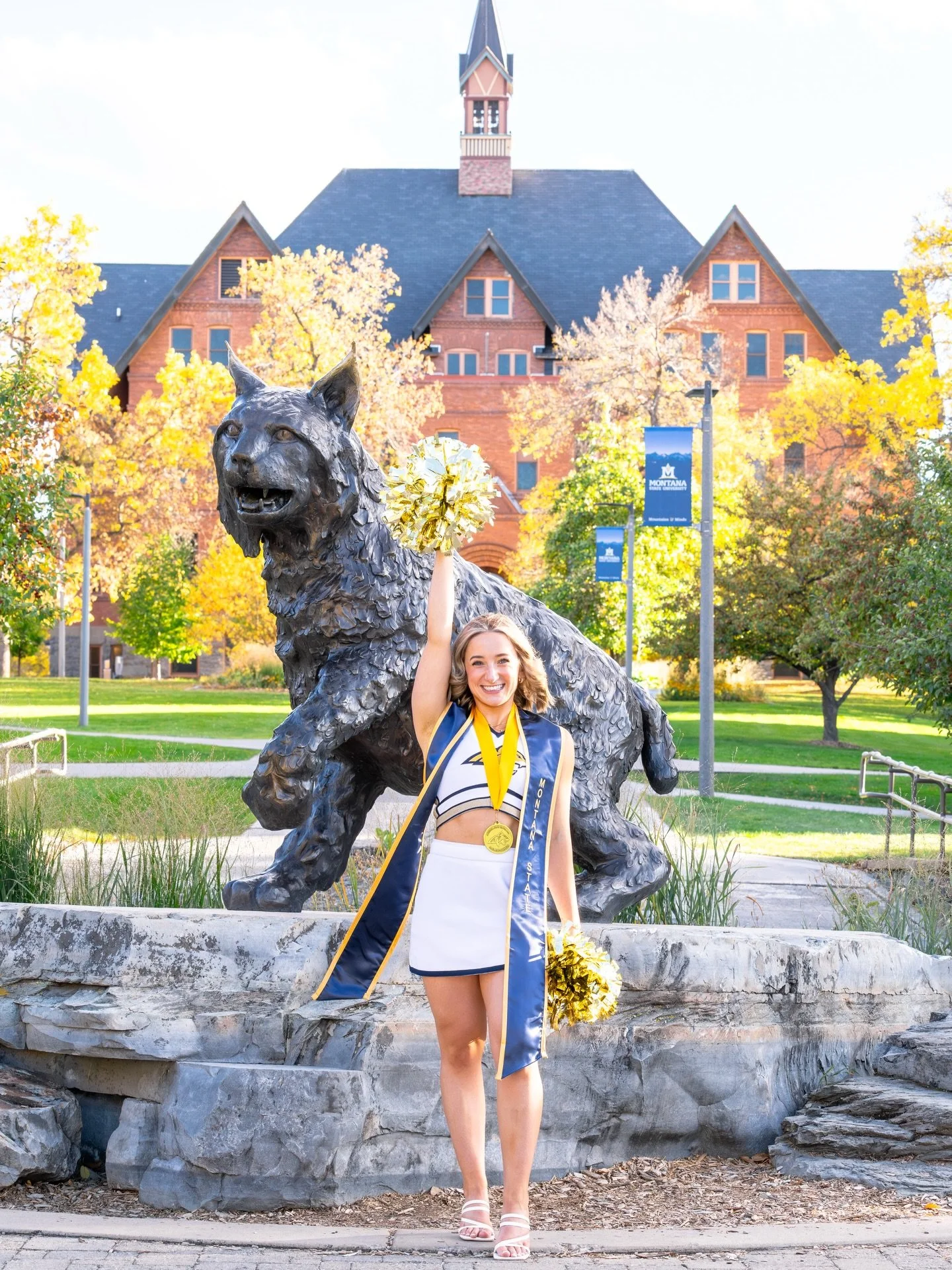 Your college experience was one of a kind&mdash;your grad session should be too! Let&rsquo;s bring your story to life through the details that made it yours: your sport, your club, your major, your traditions. These aren&rsquo;t just photos&mdash;the