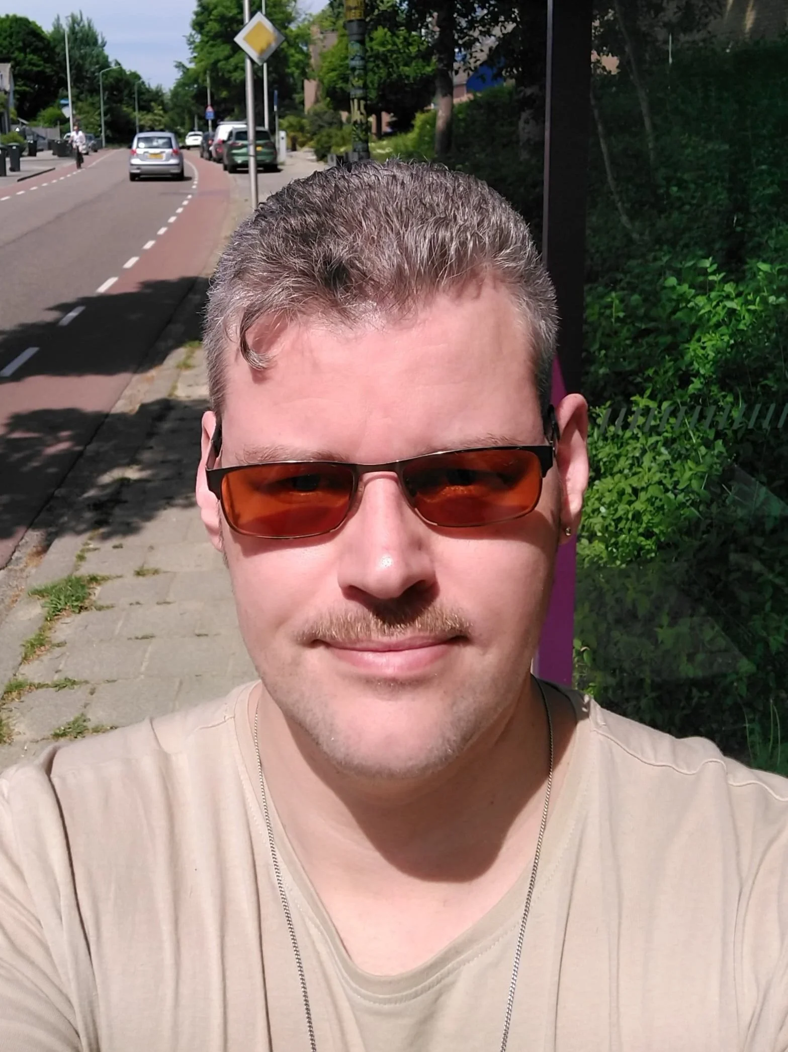 Maak kennis met de oprichter van Era Digital: Eric, hier op een zonnige dag in Heerlen.