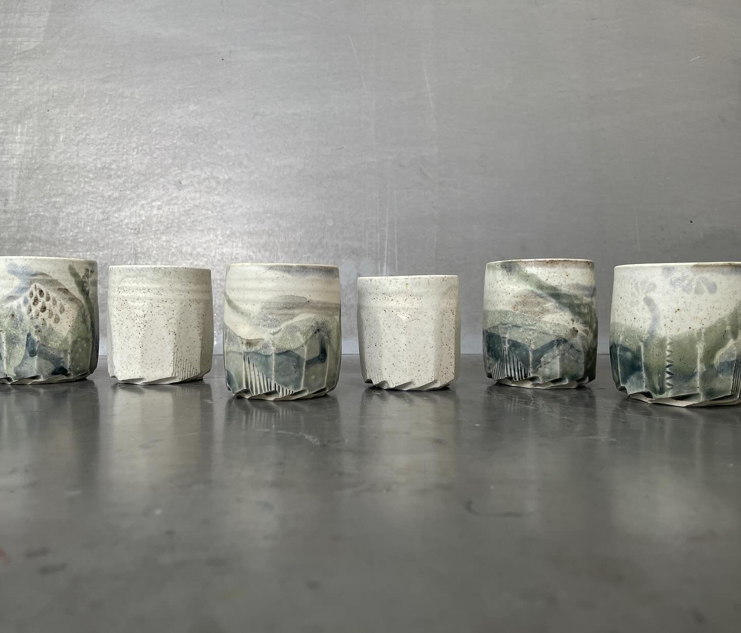 A lovely day for a photoshoot&hellip;. 
If you are feeling the urge for a new ceramic treasure, let me know. 🤗
 
#ceramiccups #australianceramics #ceramictumbler #cupsfordays #specialistcoffeecup #wheelthrown #wheelthrownandcarved #madeinbne