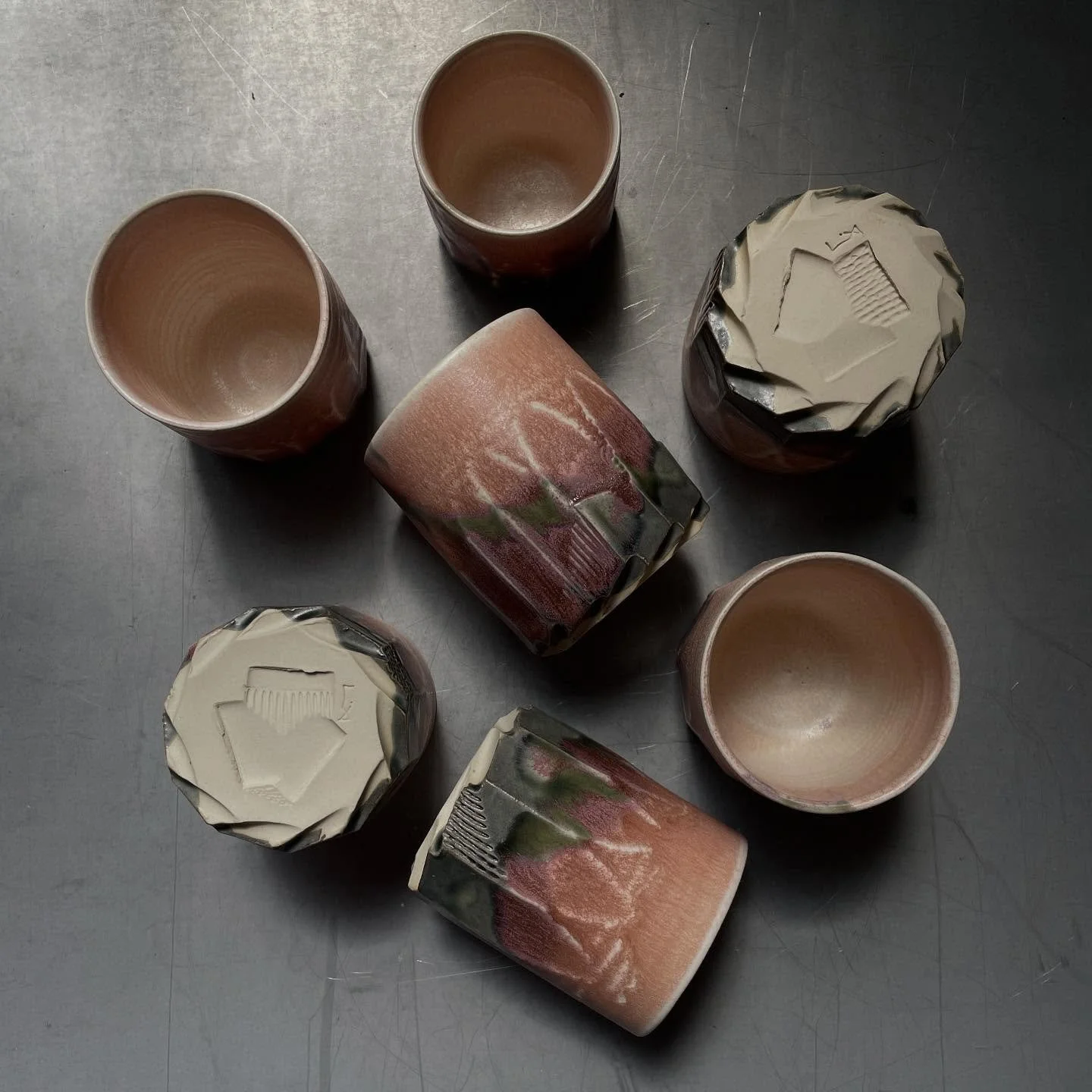 I&rsquo;ve just completed a commission of many cups to be given as client gifts. They were a joy to make. 

#australianceramics #stonewarecups #ceramicgift