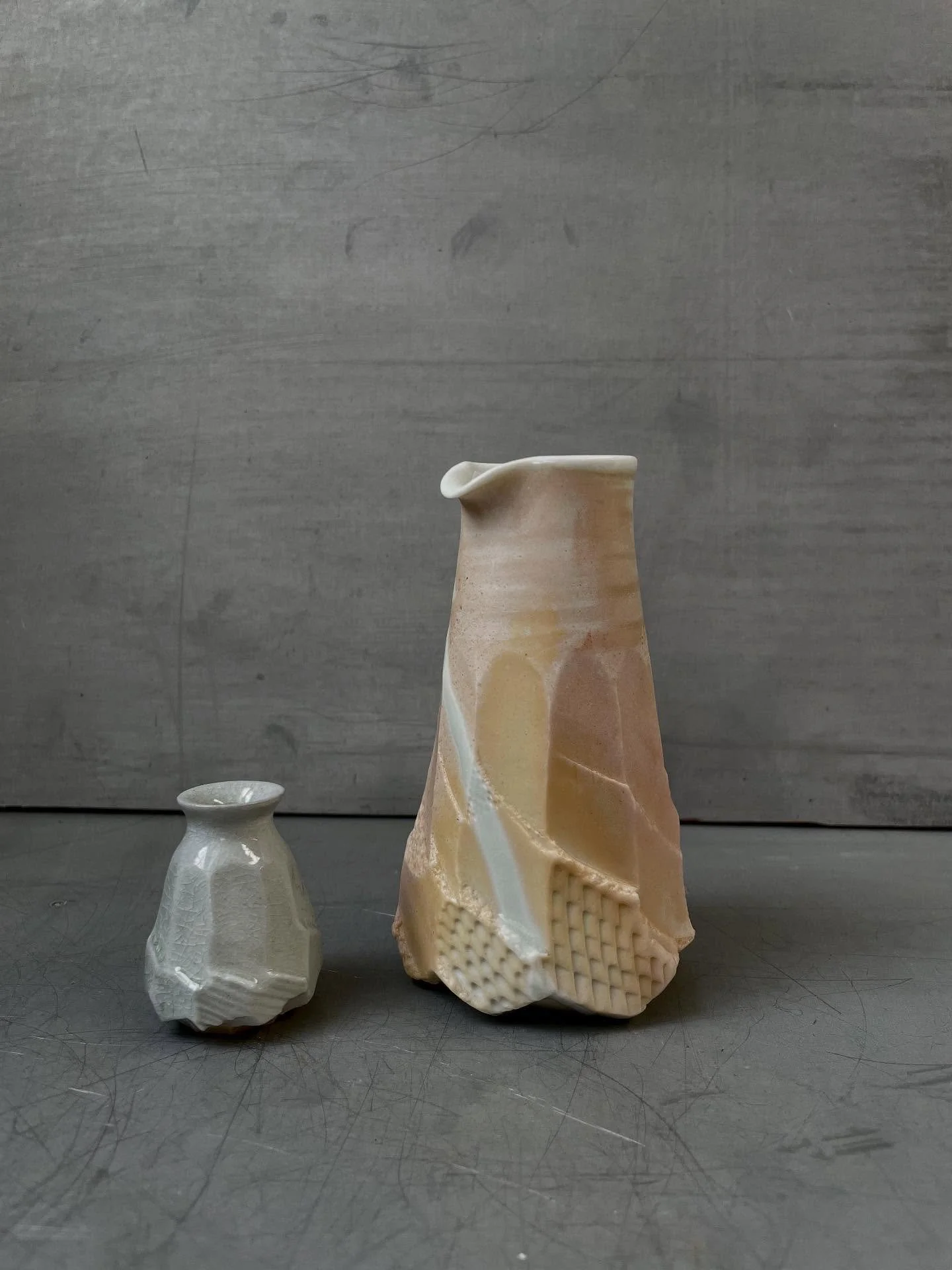 So happy to be participating in @thesidegallery &lsquo;s 10th Birthday celebration! 

Find these and so many other wonderful creations at TENFOLD:
2025 End-of-Year Small Works Exhibition
11 - 22 December
Opening Night: Thursday 11 December, 5.00 pm

