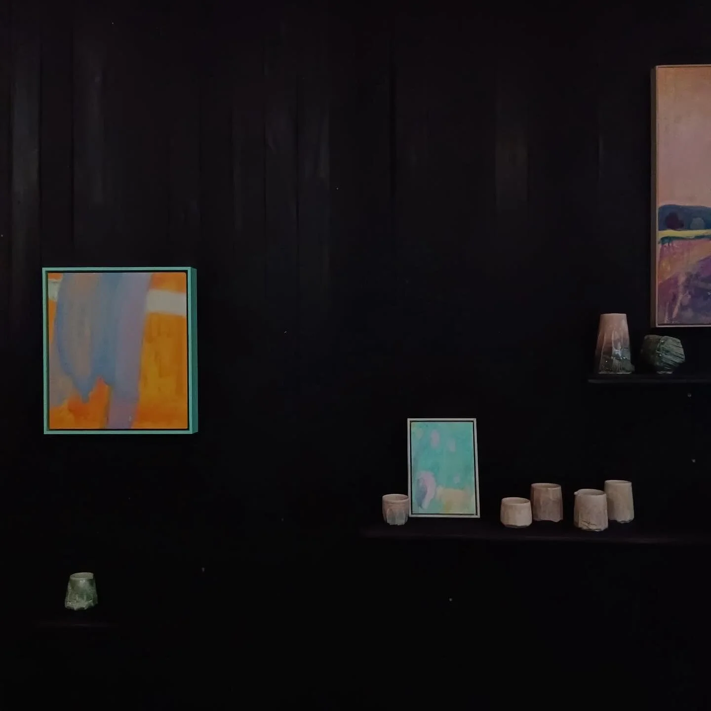 POP-UP
Selected works by @eduardniznik &amp; @la.pascoe three days only. 
Opening Friday Night 15th May from 5pm. Join us! 🥂

Show continues Sat 16th 9-4.30 &amp; Sun 17th 10-4. 

VACANT ASSEMBLY 
266 montague rd, west end.