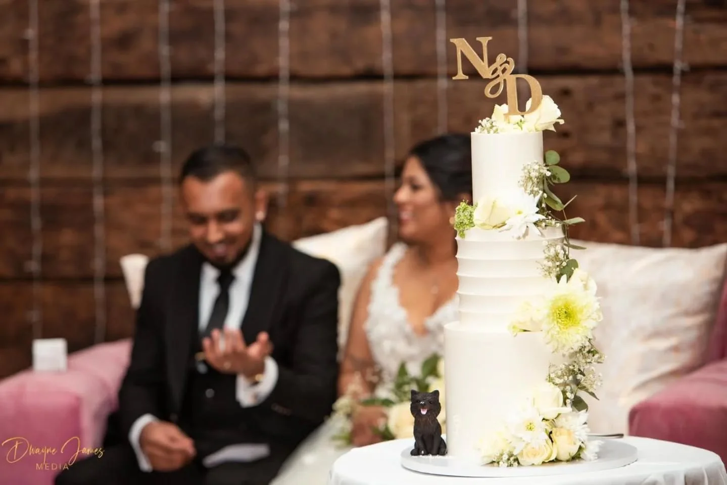 The Wedding of Dillon &amp; Nikkita 💍🩷
#wedding #Christianwedding #kznweddings #kznflorist #weddingdecor #weddingsetting #weddingflowers

Photography: @dwaynejamesmedia 
Venue: @netherwoodweddings 
Cake: @obsessivecupcakedisorder_