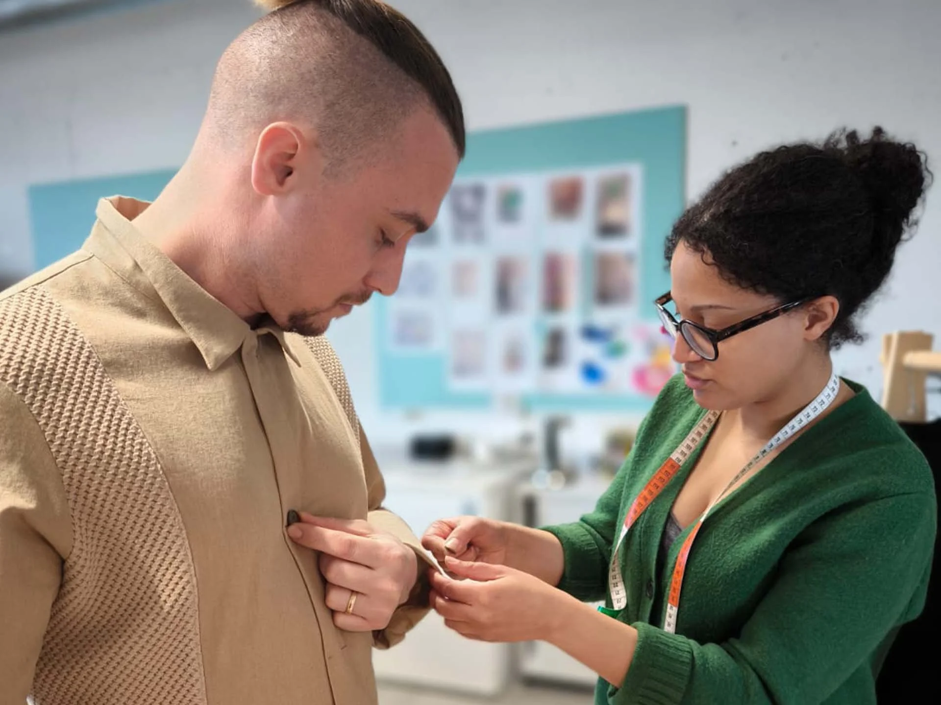 Geneva Marriott Hotel x L’Upcyclerie : une veste professionnelle née et fabriquée à Genève