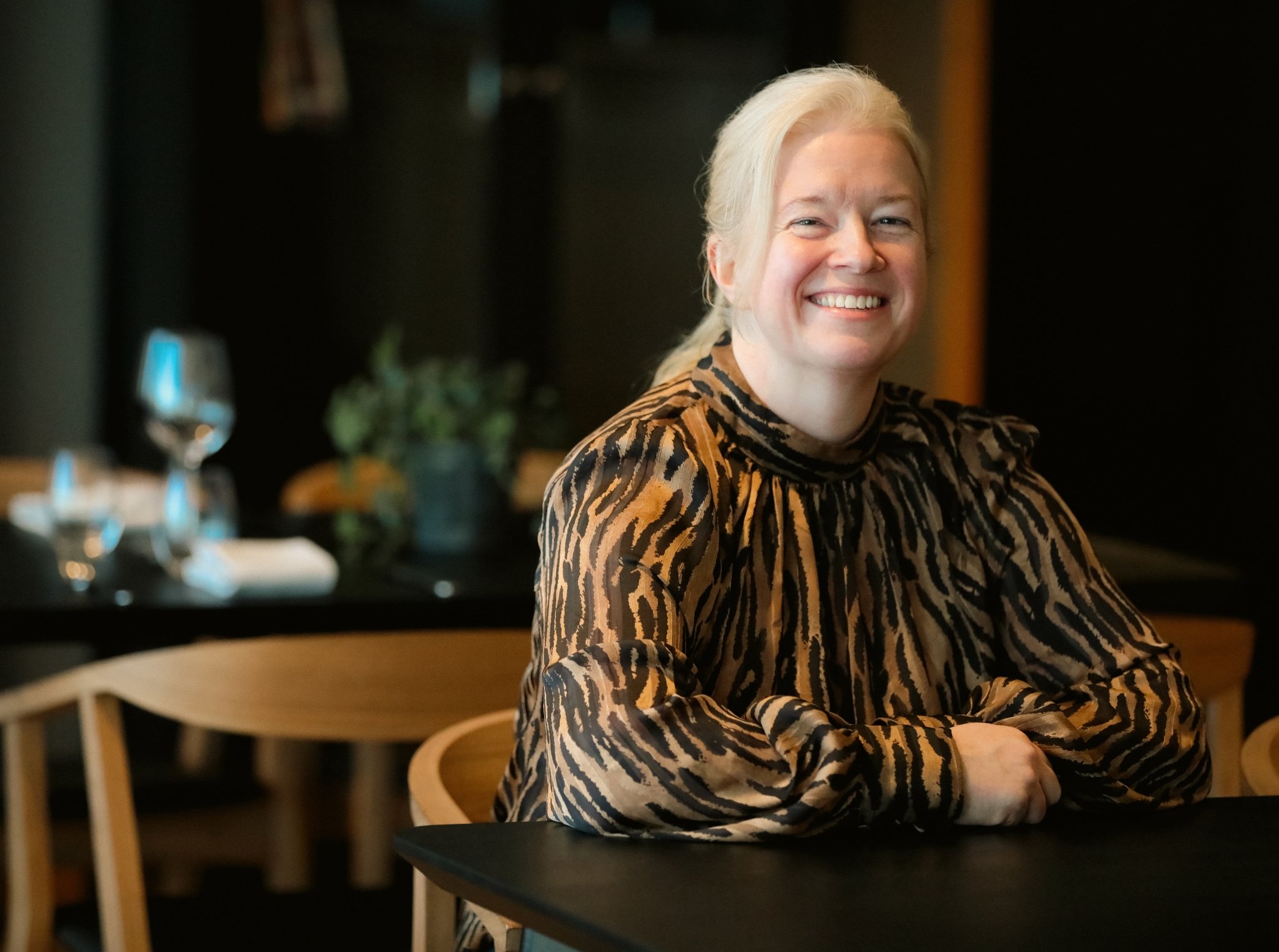FÖLJ MED PÅ EN SMAKRESA! VINPROVNING & VINBAR med Diplomerad sommelierN Katarina