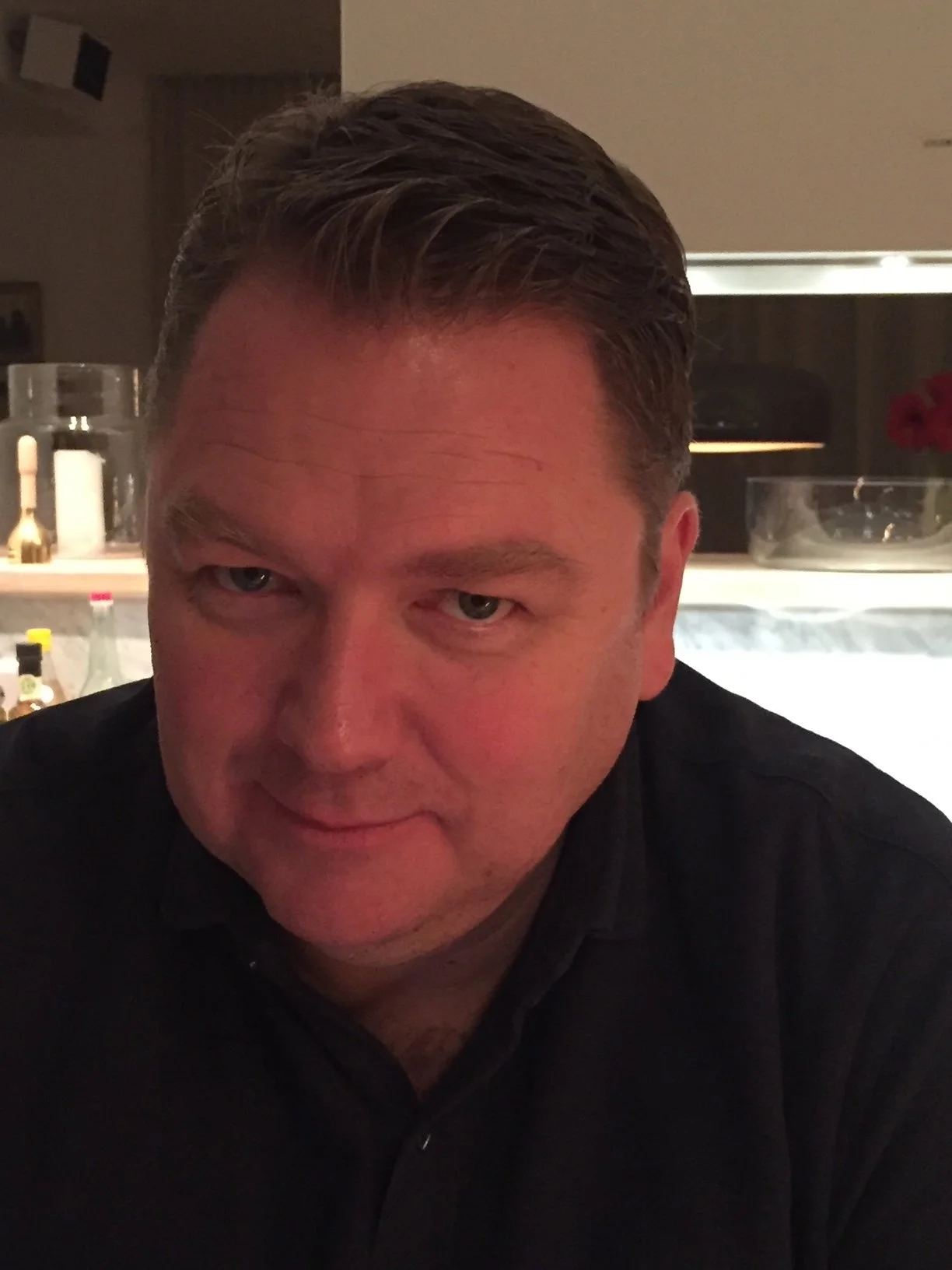 #LÖRDAGSKLUBBEN VINPROVNING MED JONAS HILLERGREN