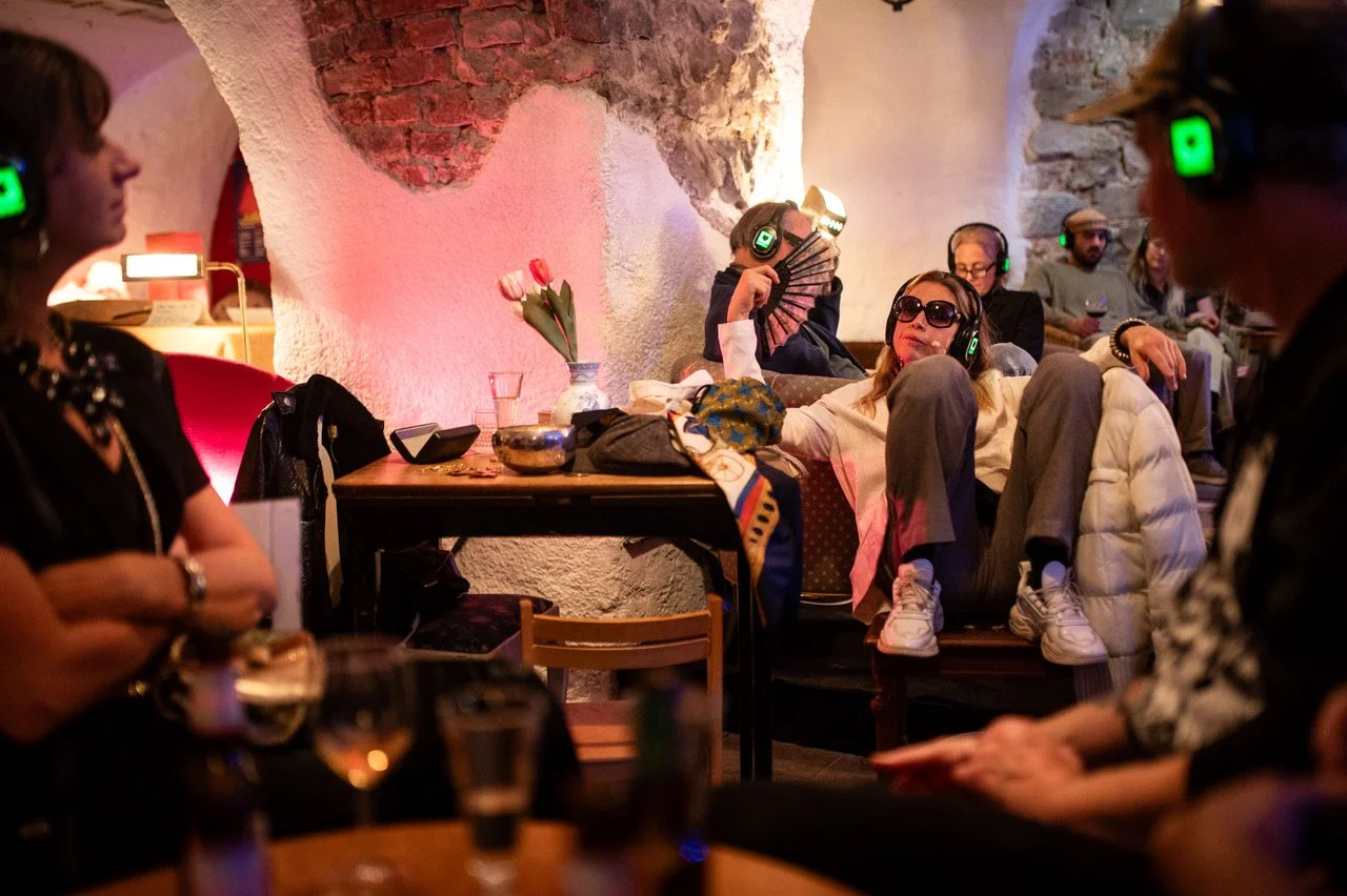 Teater: Tjuven och lögnerskan Julia