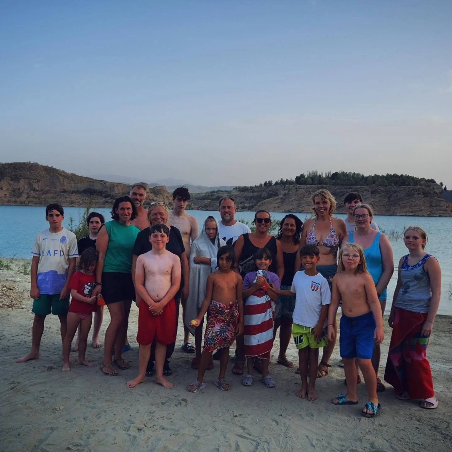 Late afternoon at the lake, a great way to enjoy the easing of the summers heat. We had pedal boats, kayaks and SUPs, thanks to the people at Paddle Surf Negratin!