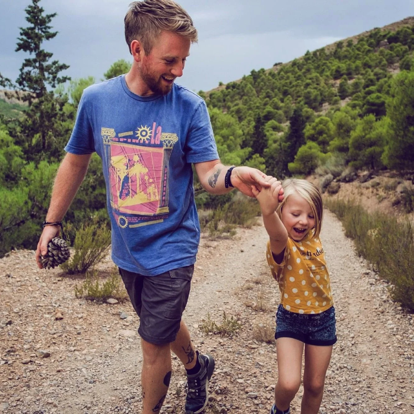 Rethinking Work, School, and Family.. All at Once!

Imagine the benefits your child gains by having the chance to shadow a motivated business owner, a self-employed worker, or entrepreneur.

What if the connections you&rsquo;ve built through your own