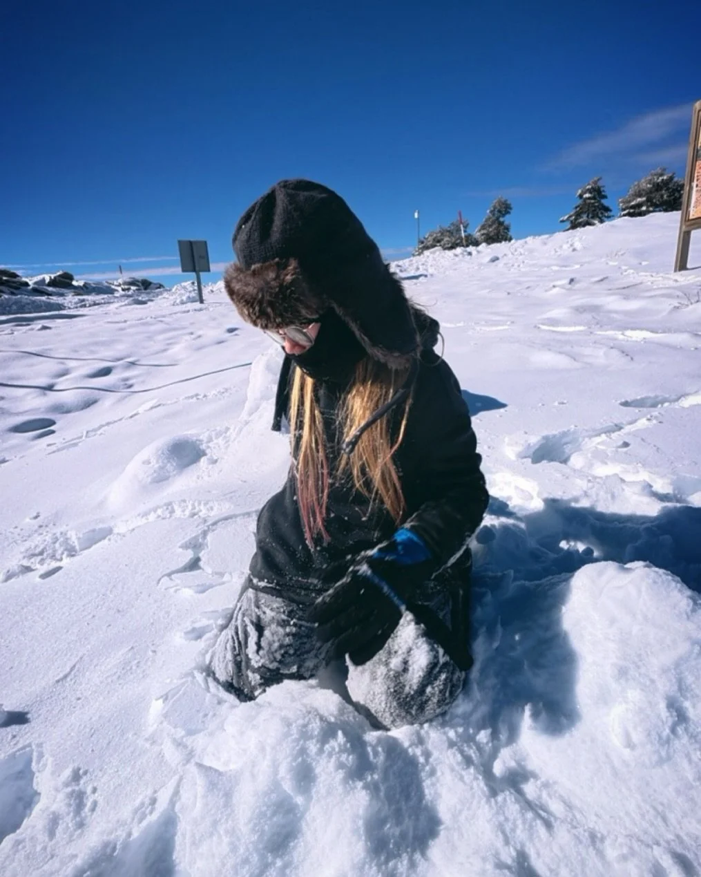 The feeling of freshly fallen snow, so extremely powdery and satisfying to the touch. It&rsquo;s a core childhood memory, especially for those who come from climates where it&rsquo;s pretty rare.

When one family returned home from Shepherd&rsquo;s R