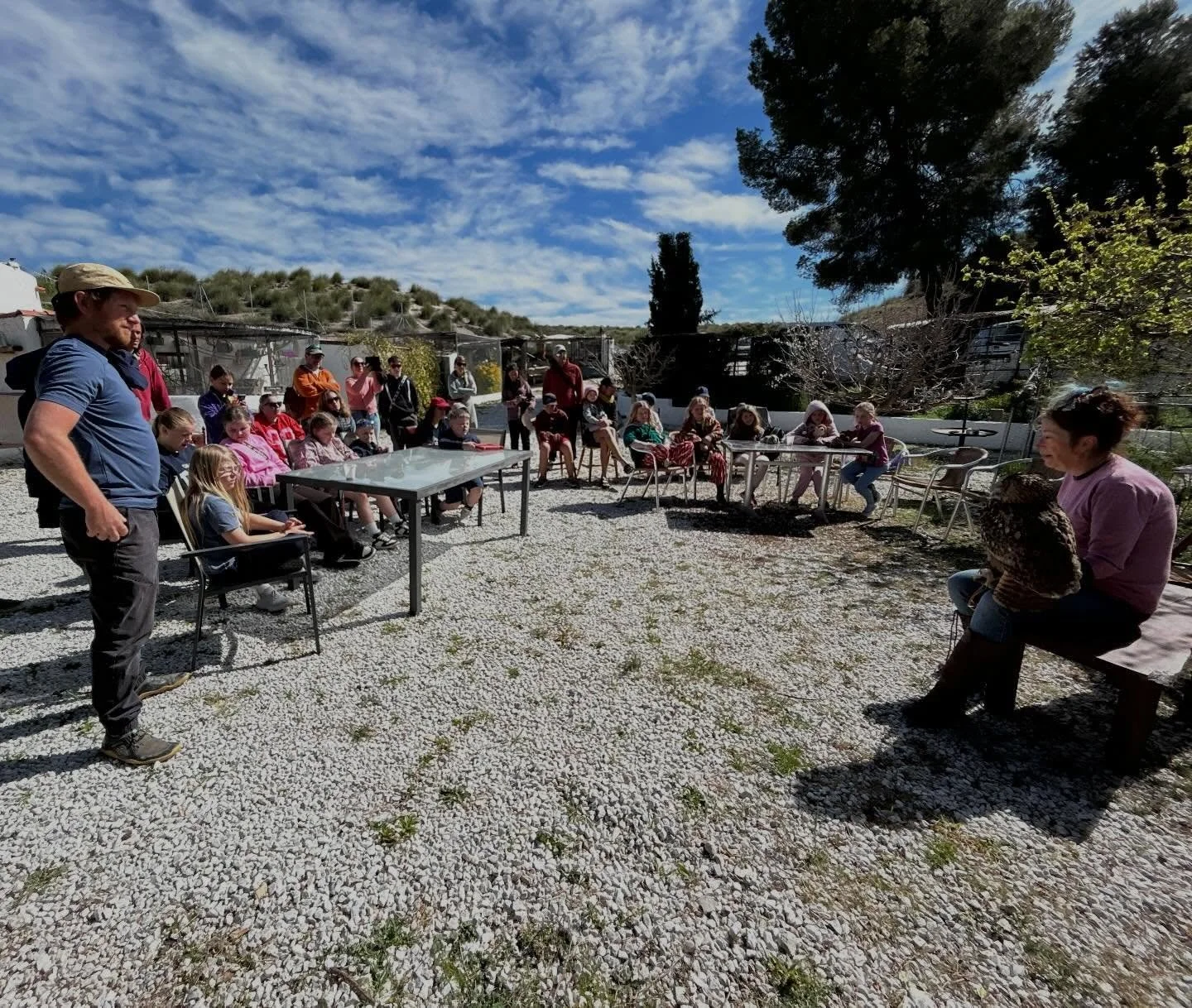 Great morning at @cortijobuho - informative and engaging as always. These birds are so amazing and thanks to Matilda for sharing her vast knowledge with the younger generations !