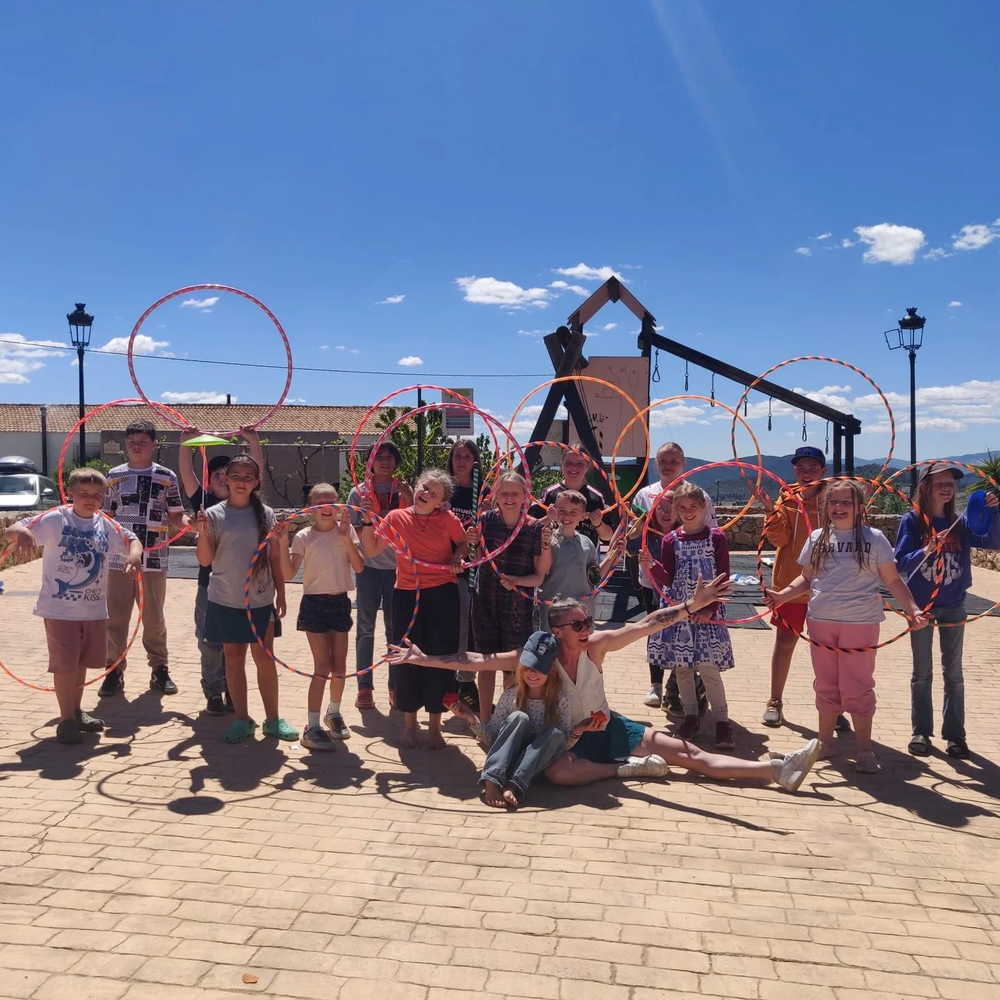 Day 3 of Circus Skills week at Month In The Mountains Juniors. The kids are really stepping up their game, and tomorrow will be routine practice in the run up to Friday's show 🎪

#worldschool #circusschool #homeschool #selfdirectedlearning #unschool