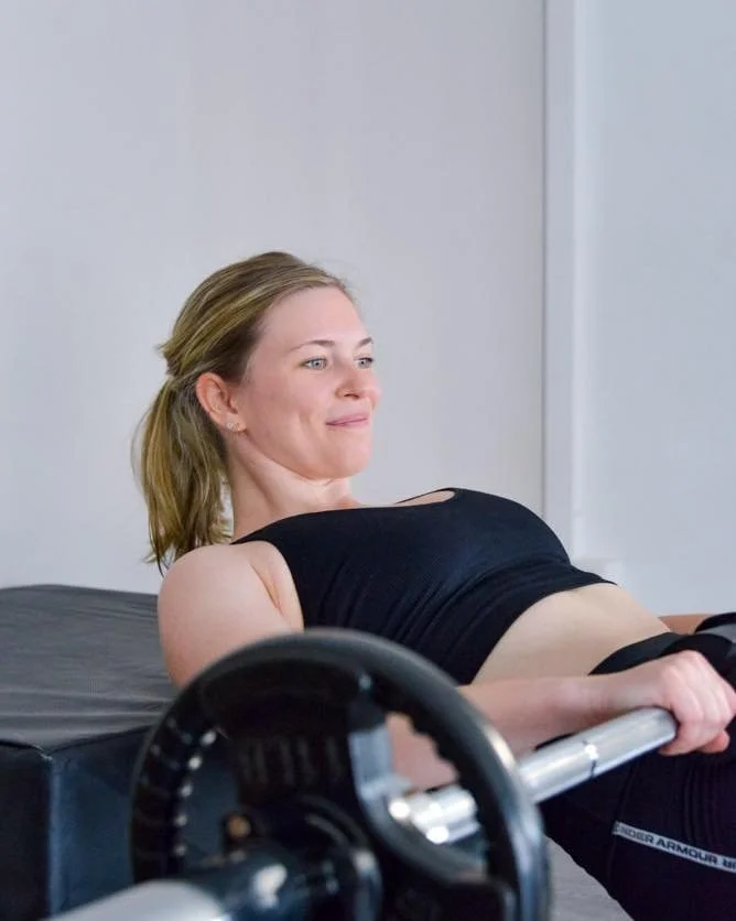 &ldquo;Ich war die &uuml;belste Niete im Sport &ndash; heute mache ich freiwillig Klimmz&uuml;ge!&rdquo;

Hannah war die selbsterkl&auml;rte &ldquo;&uuml;belste Niete im Sport&rdquo; und hasste jede Art von Bewegung. Homeworkouts funktionierten nur p