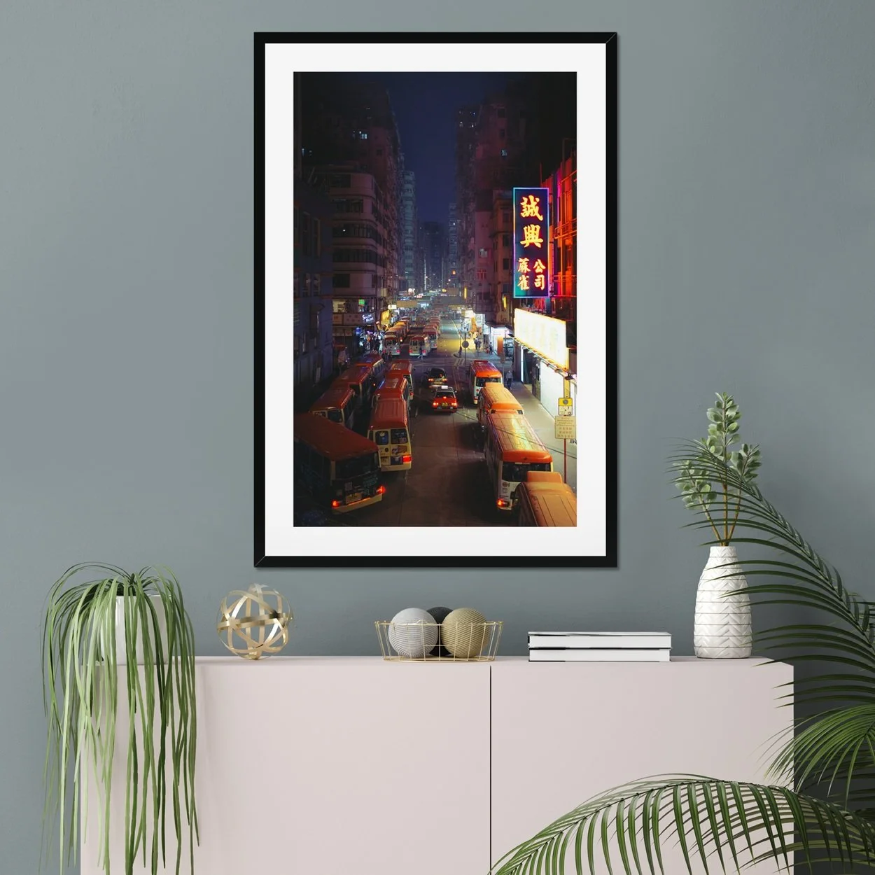 hong-kong-street-photography-neon-signs-cinematic-retro-Cinestill-vintage-taxi-minibus-urban-night-ejduranphotography-6.jpg