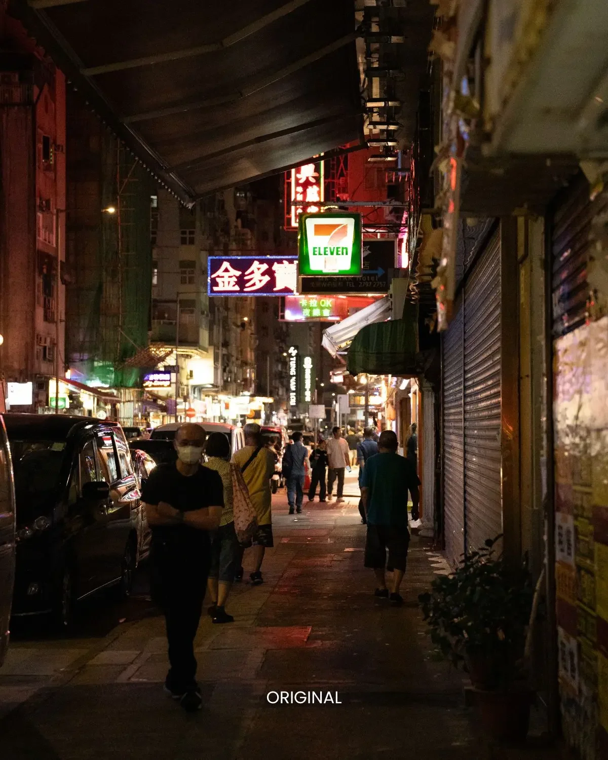 Neon Grunge preset on narrow Hong Kong alley at night with illuminated shop signage and pedestrians