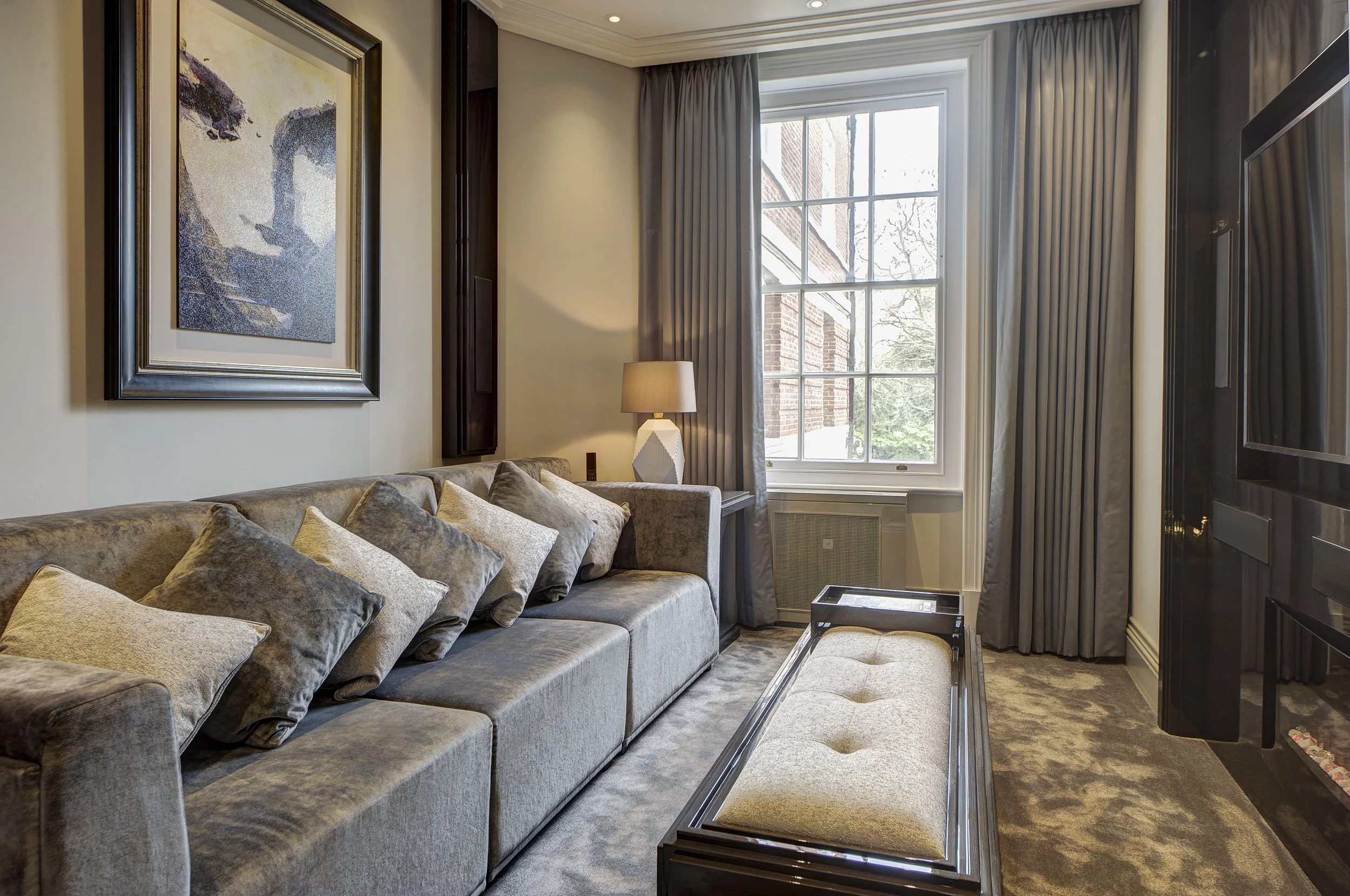 18 abbey lodge park road 345608 lounge_RGB.jpg
