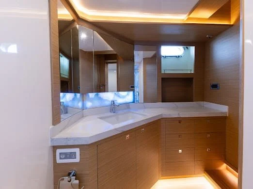 WhatsApp Image 2025-10-31 at 18.50.07 (3).jpeg