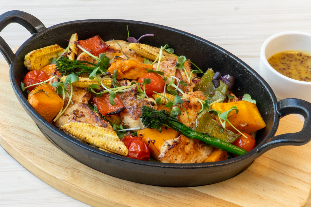 Chicken & Vegetable Skillet from the LEAN menu served for lunch & dinner at The Red Door
