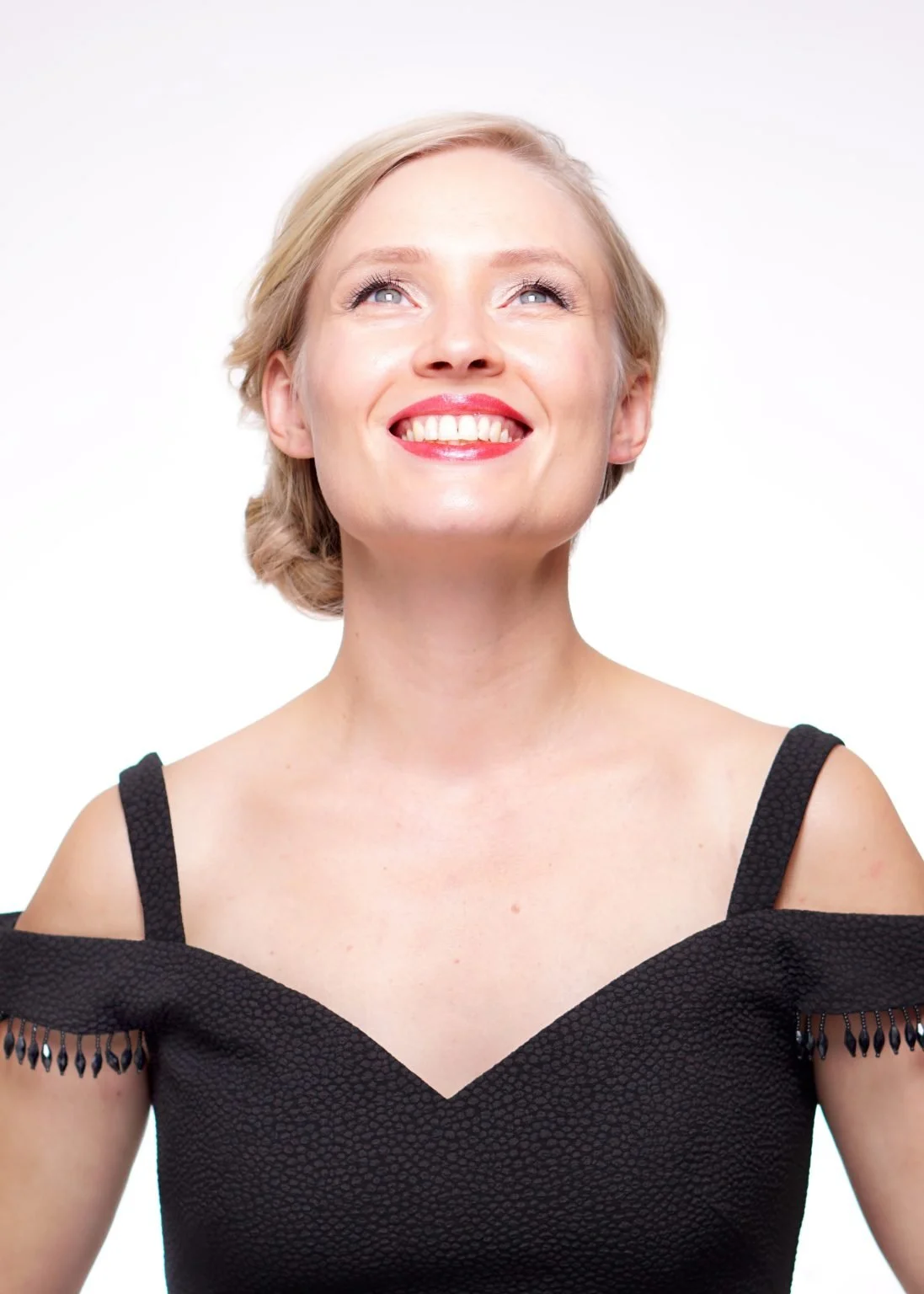 Elli Vallinoja | 27.8.2026 & 29.8.2026