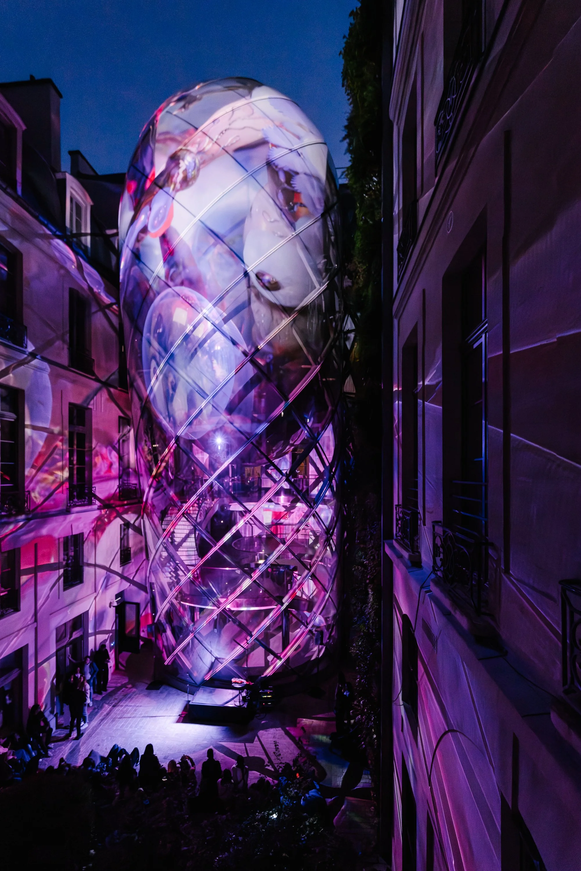 Nuit_Blanche_2026-Valentin_Ranger-Ines_Cherifi-060626-LOREAL-par-@adrienthibault-WEB-83 copie.jpg