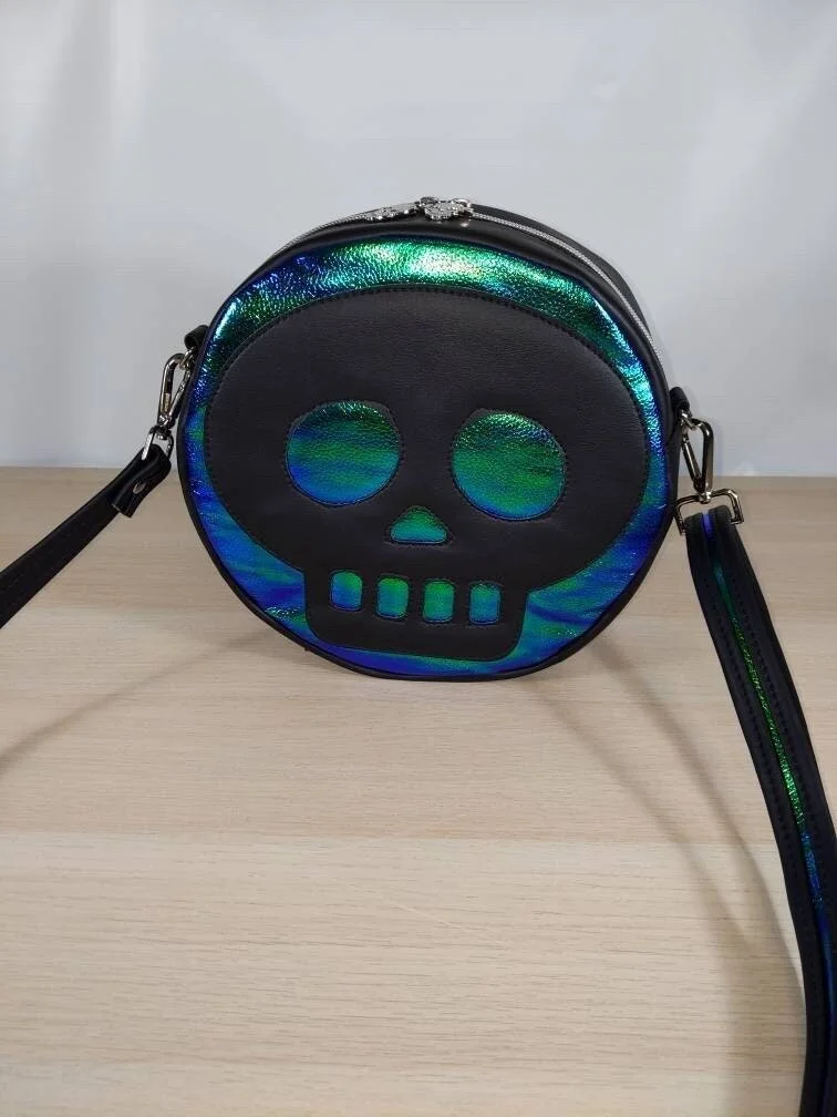 Skull Circle Crossbody
