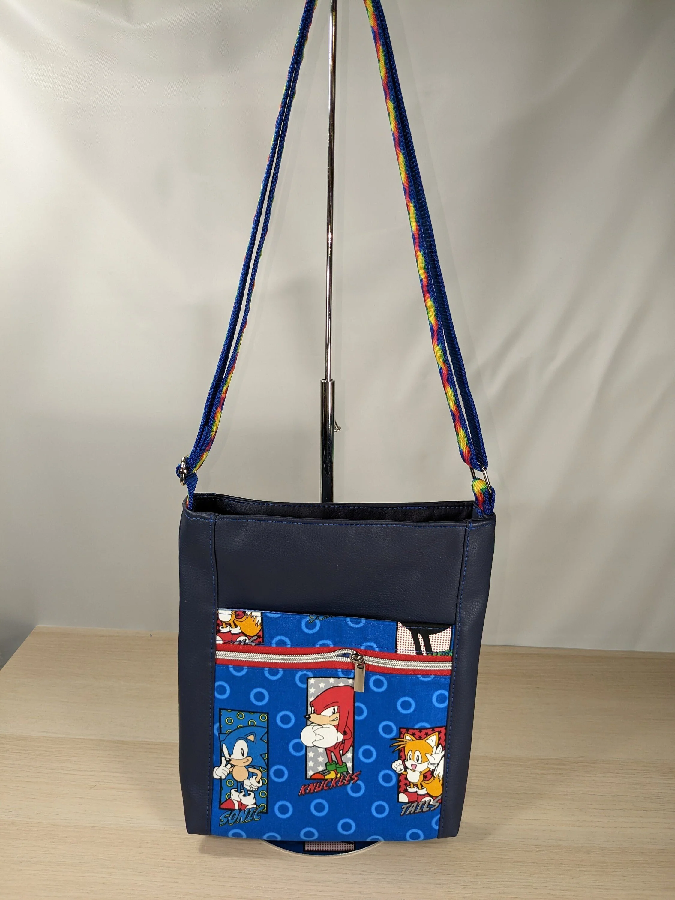 Hedgehog Crossbody
