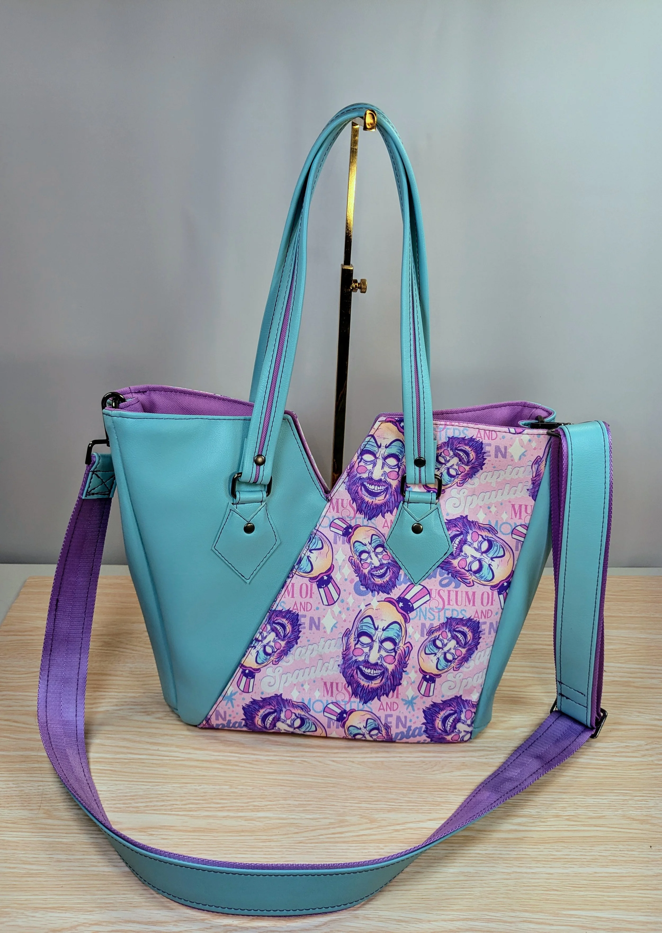 Don't You Like Clowns V-Shaped Shoulder Bag