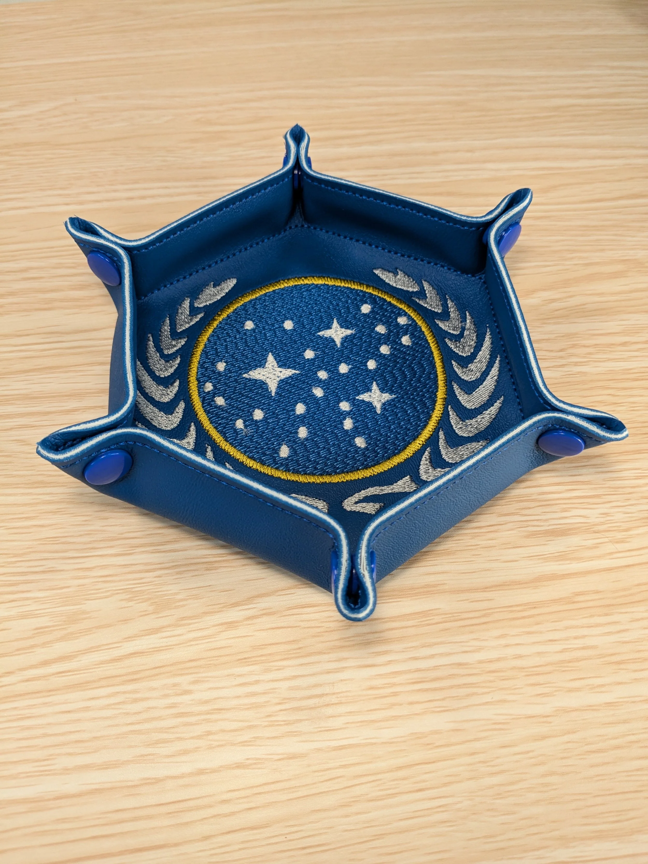 Star Explorations Unity of Planets Symbol Hex Dice Tray
