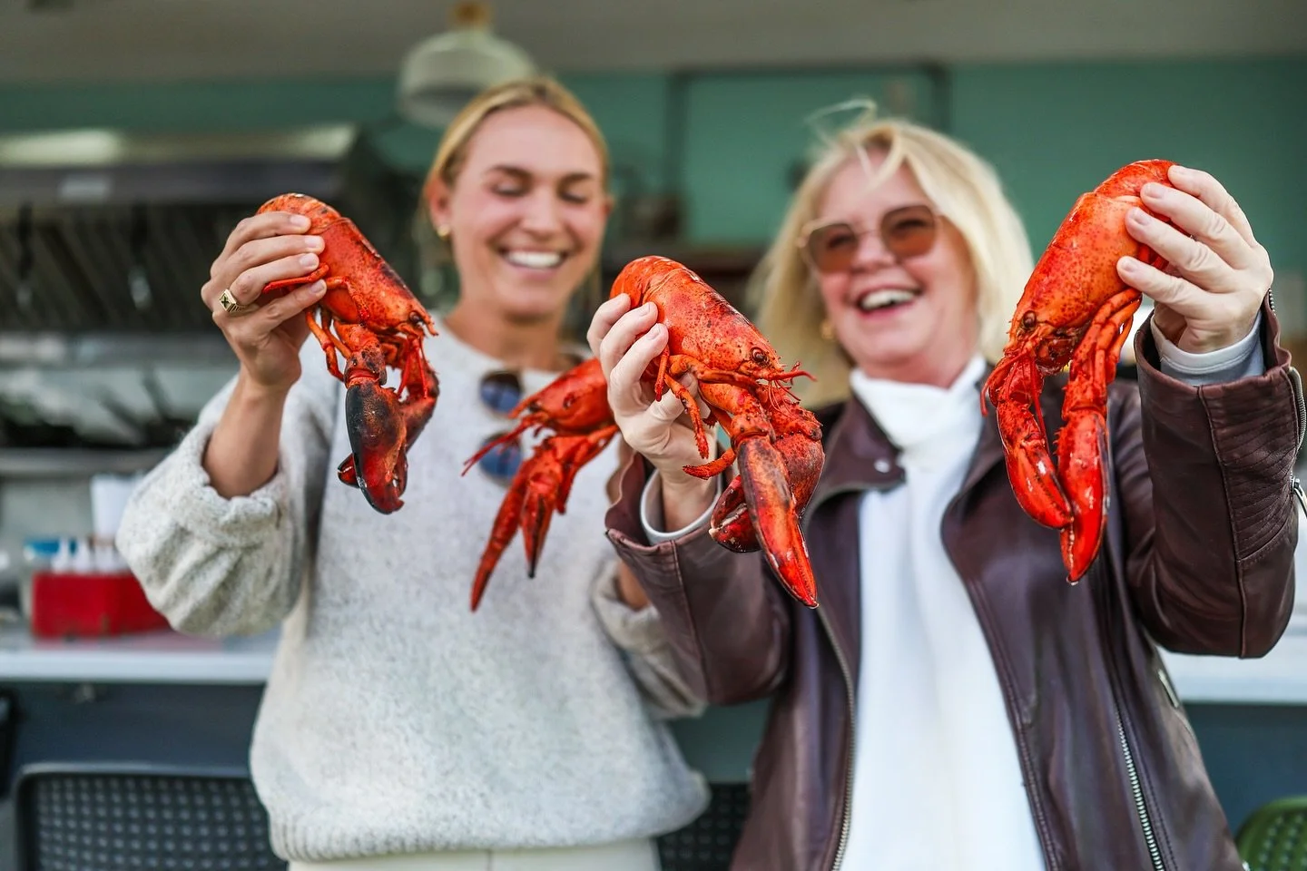 🦪 It&rsquo;s the final week at The Half Shell!
 They&rsquo;re open 11 a.m. &ndash; 4 p.m. (no dinner service) through Friday, then join them Saturday, 11 a.m. &rsquo;til late as they wrap up the season in true Half Shell style &mdash; good food, gre