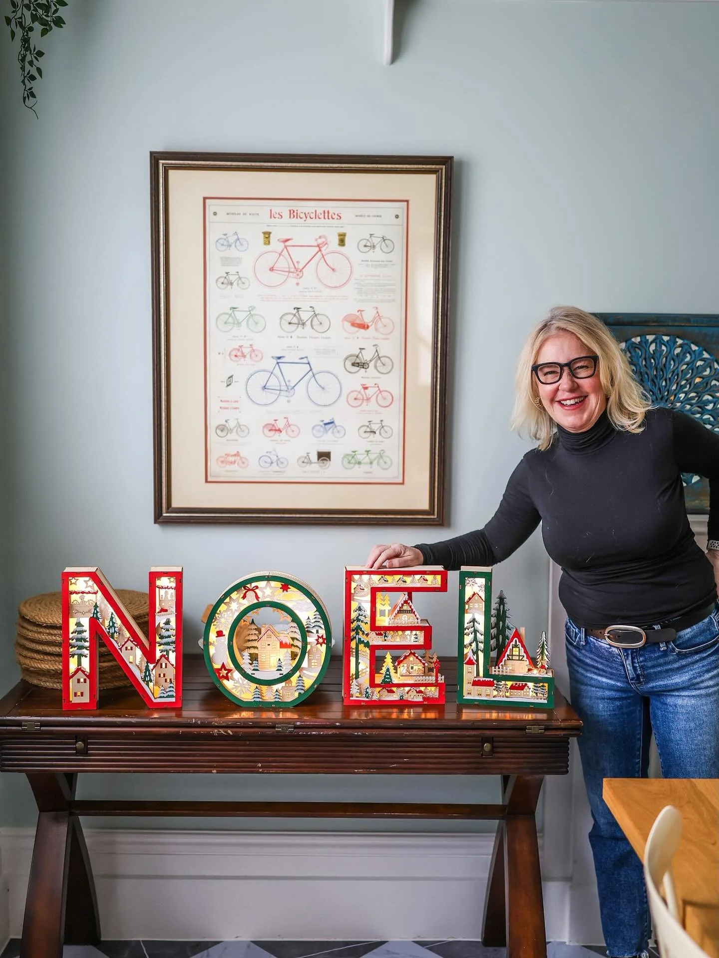 Holiday mode: ON. Just ask Lisa. 😄🎄
#LunenburgInn #HolidaySeason #DeckTheHalls #NovaScotiaInns #CozyVibes #FestiveFeels #SouthShoreNS #NoelSeason #InnsOfNovaScotia #HolidayDecor