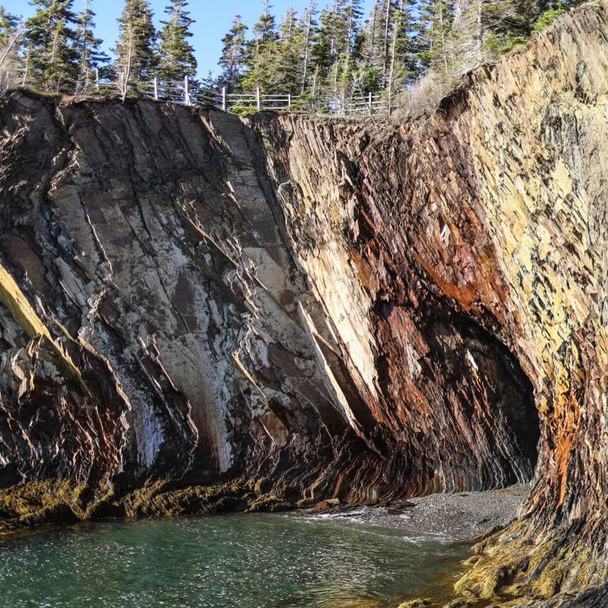 Summer Destination: The Ovens Natural Park 🌊

Just 10 minutes from the Lunenburg Inn, an unforgettable eco-adventure awaits.

Each year, thousands of visitors hike the spectacular cliffside trails to see the famous sea caves &mdash; the &ldquo;Ovens