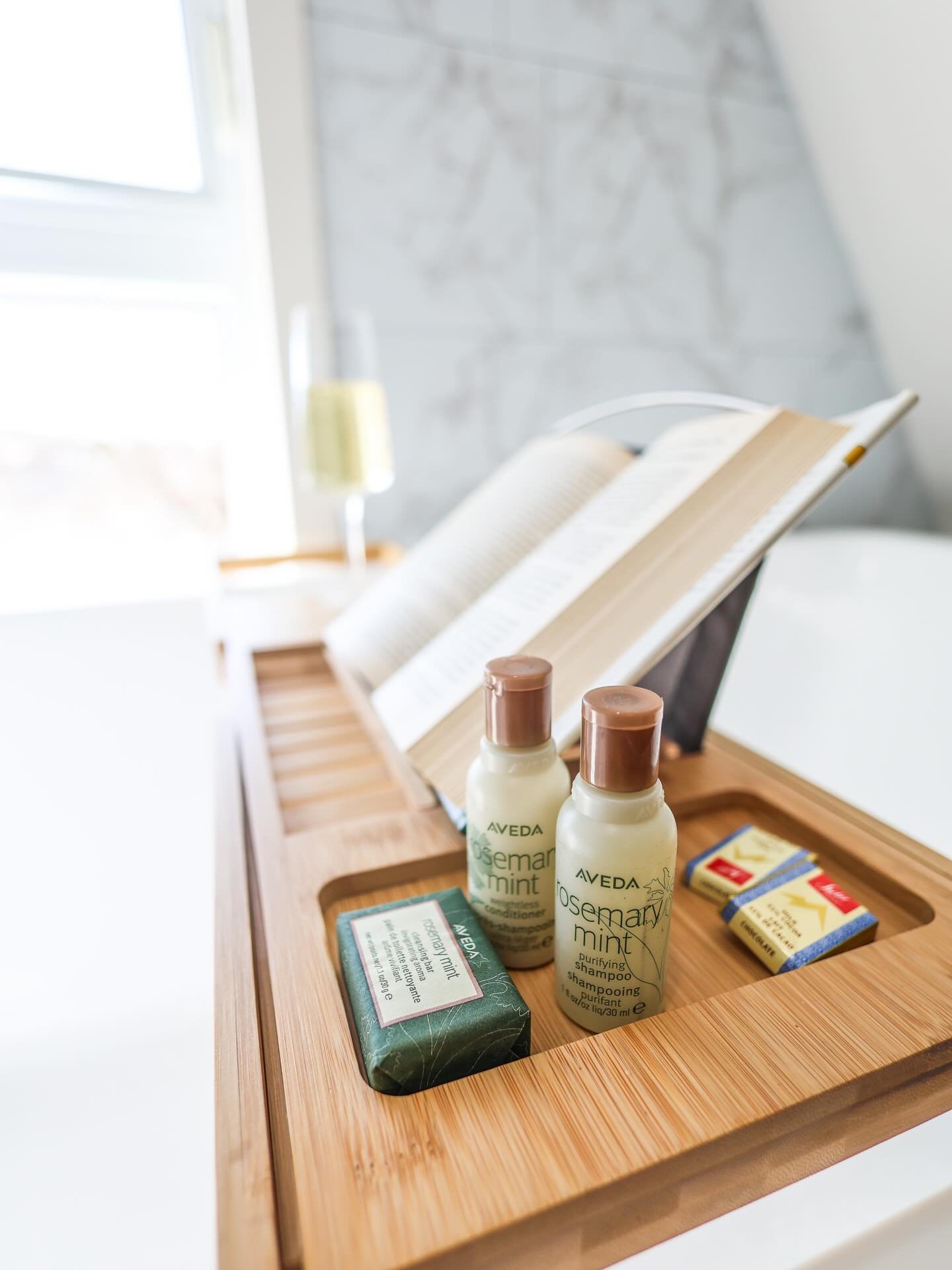Can we talk about the gorgeous free-standing tub in The Demone Suite? 🛁✨

Last year I gave this beautiful bathroom a full refresh and I have to say &mdash; it is something special ✨

If you&rsquo;re the kind of person who loves a long soak after a f