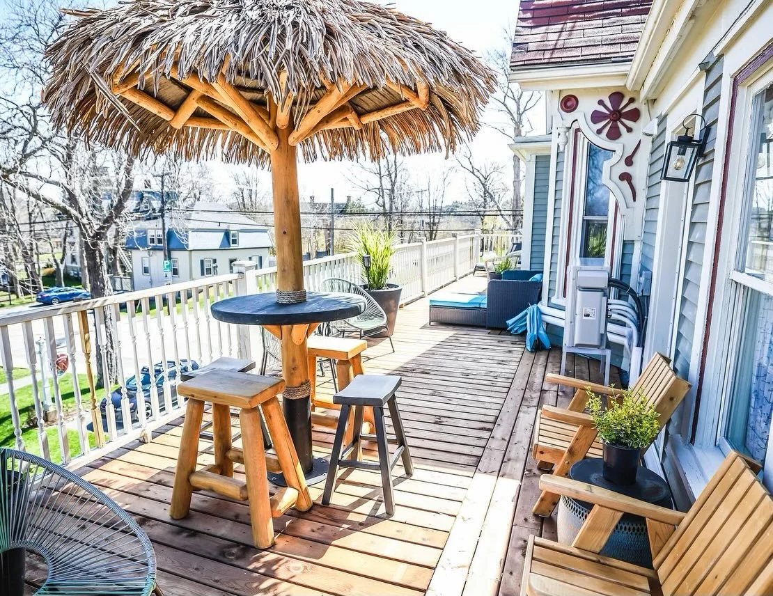 If you&rsquo;re booking a vacation to Lunenburg and looking for a room that feels like summer, The Lunenburg Inn has you covered. 🌴☀️

The Thomas Curll Room has its own private direct access to our outdoor Veranda &mdash; think wicker chairs, a gorg