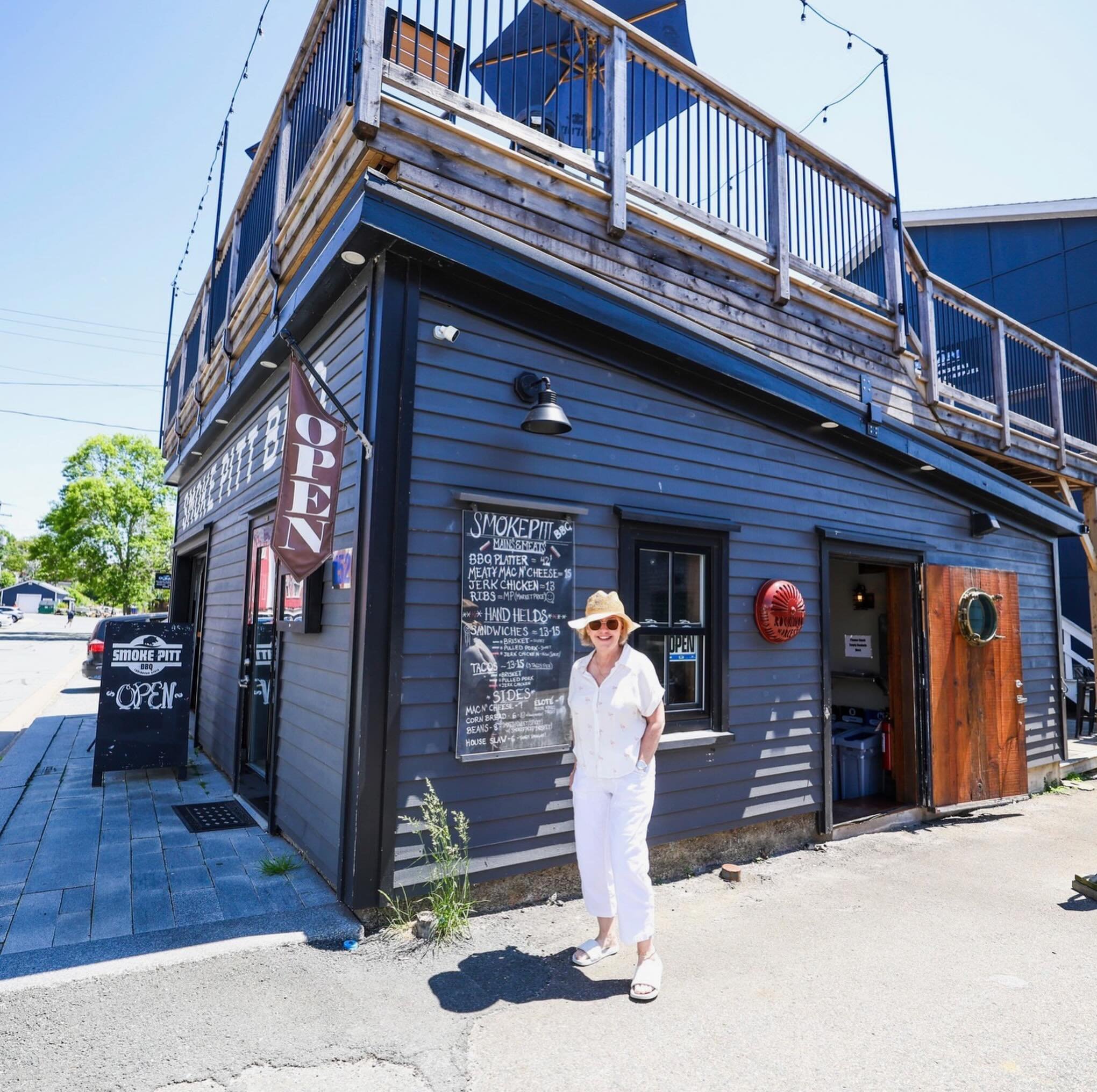 Patio season in Lunenburg is something else. 🌊☀️

And Smoke Pitt BBQ&rsquo;s rooftop is giving me all the feels right now. Caribbean-style BBQ, harbour views, string lights, and a vibe that just says summer. 🍖🔥

If you&rsquo;re visiting this week,