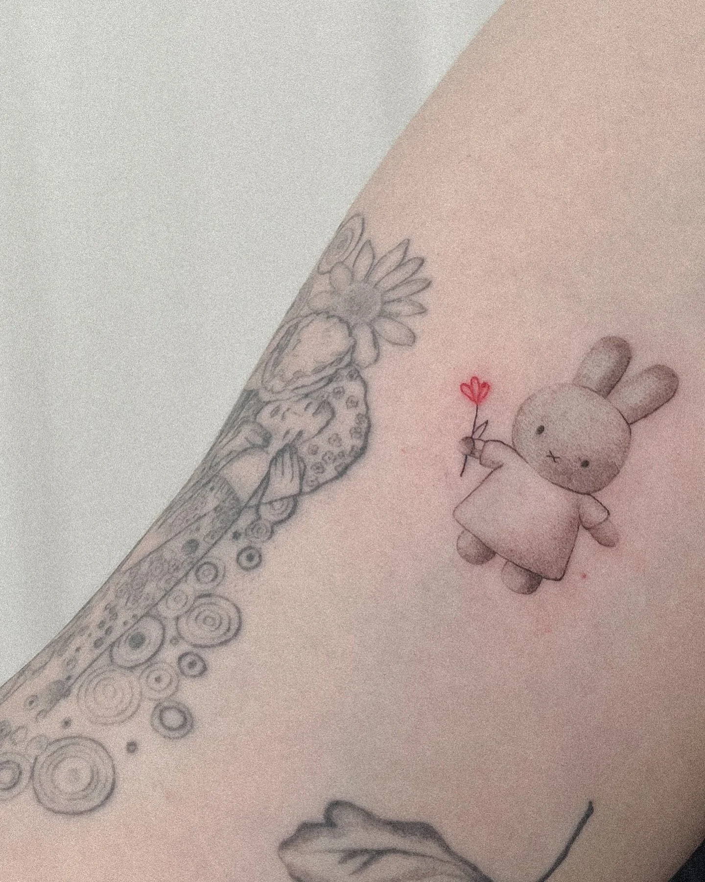 Miffy x2!

#miffy #miffytattoo #finelinetattooing #hamburgtattoo #tattooart