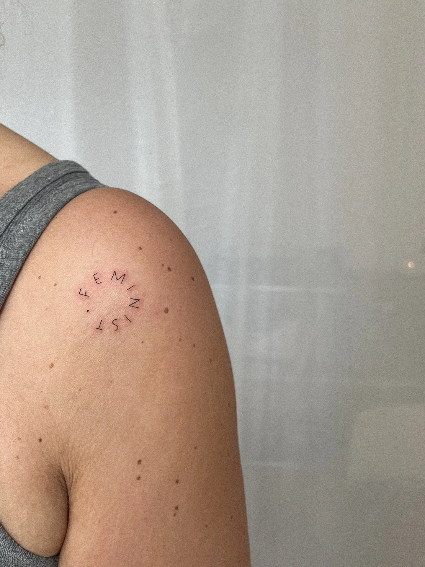 feminist.

#tattoo #feminist #hamburgtattoo