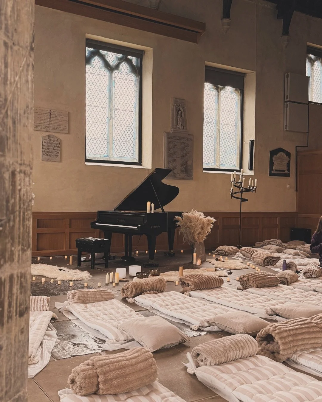 I went to something a couple of weeks ago that completely stopped me in my tracks.

@liedownandlisten - Metamorphosis, by the incredibly talented Christina McMaster, held in a 12th century church in the centre of York.

No phones, no movement and no 